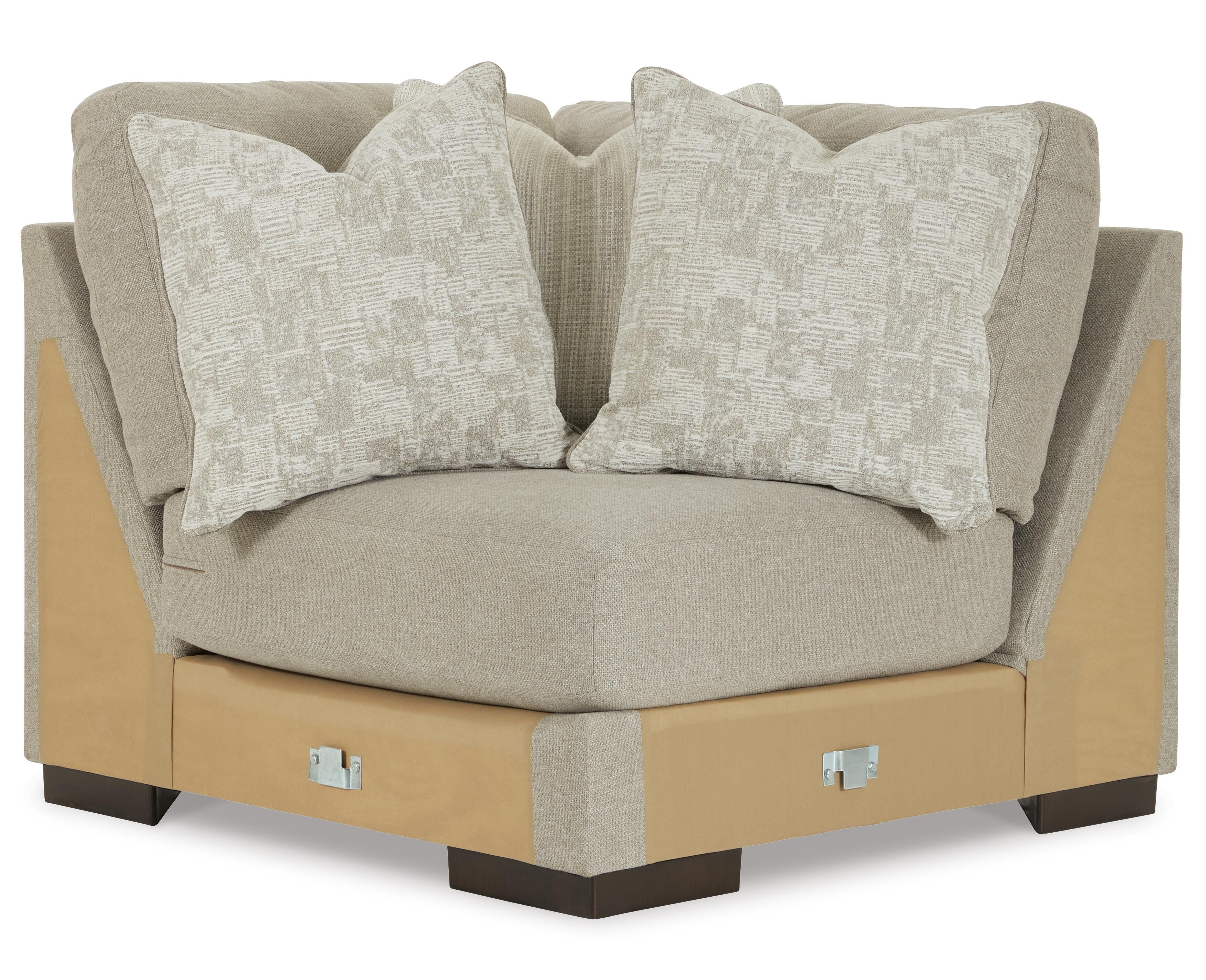 Lyndeboro 4-Piece Sectional - image 3