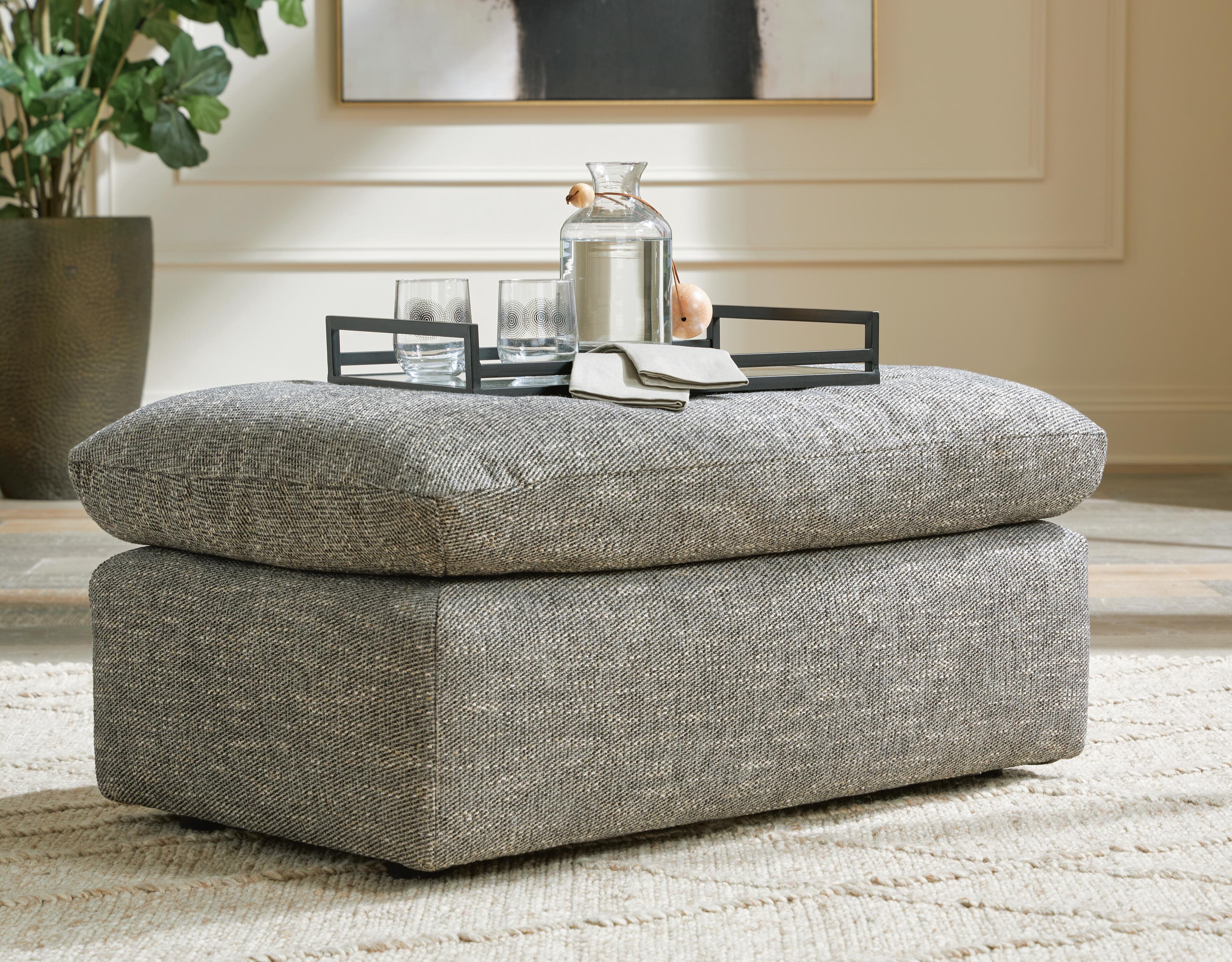 Sillón y otomana dramáticos de gran tamaño - image 14