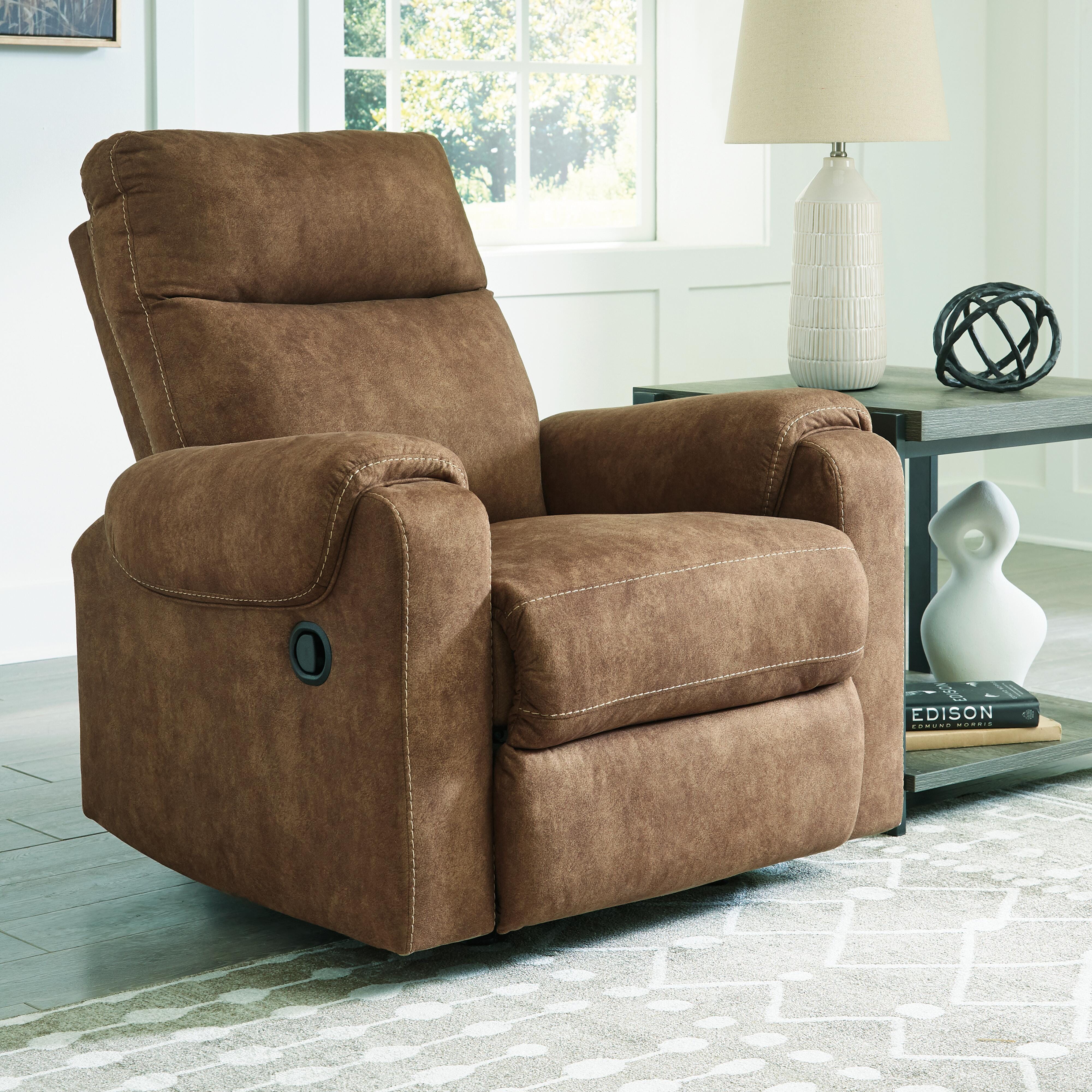 Edenwold Recliner - image 3