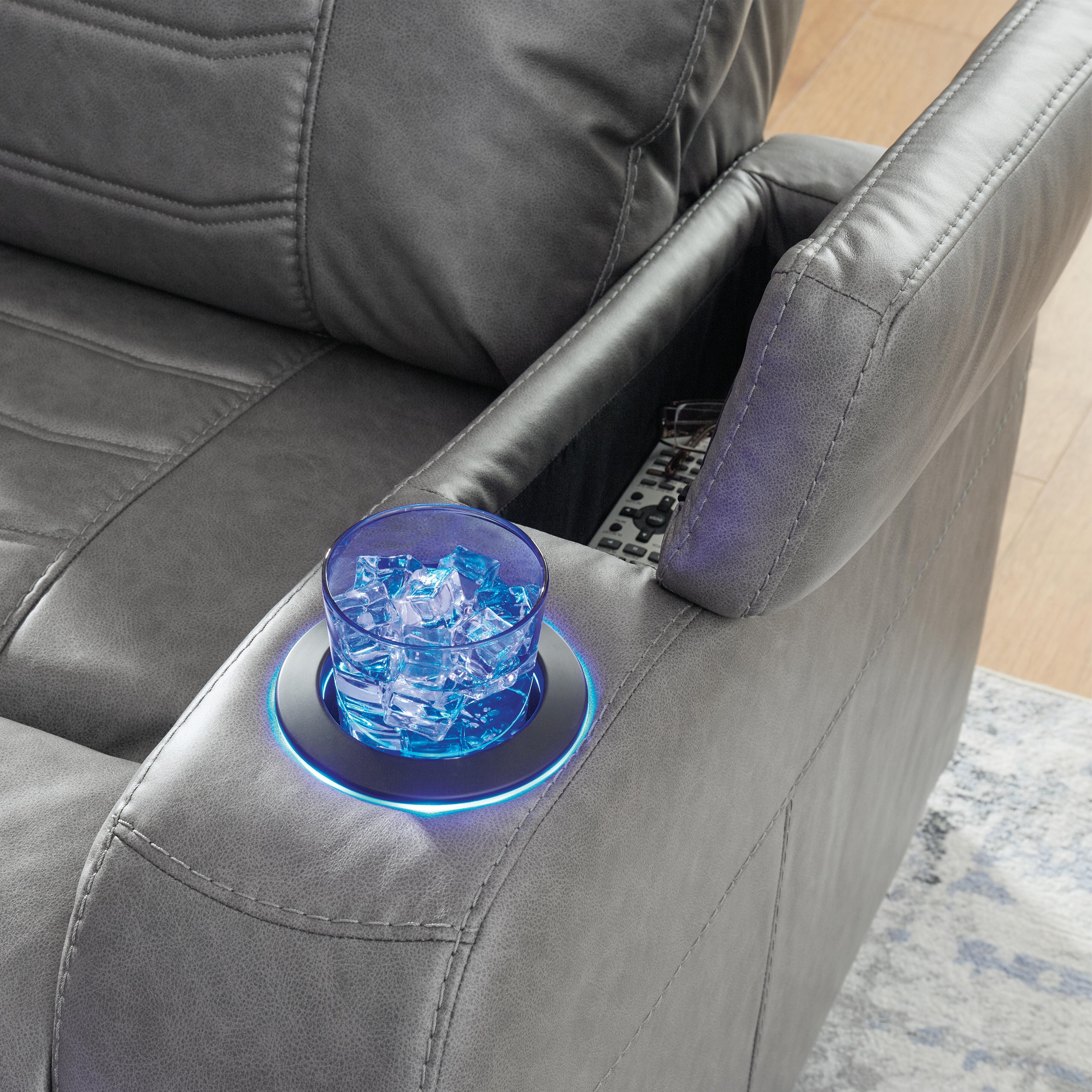 Schooner Rocks Power Recliner - image 9