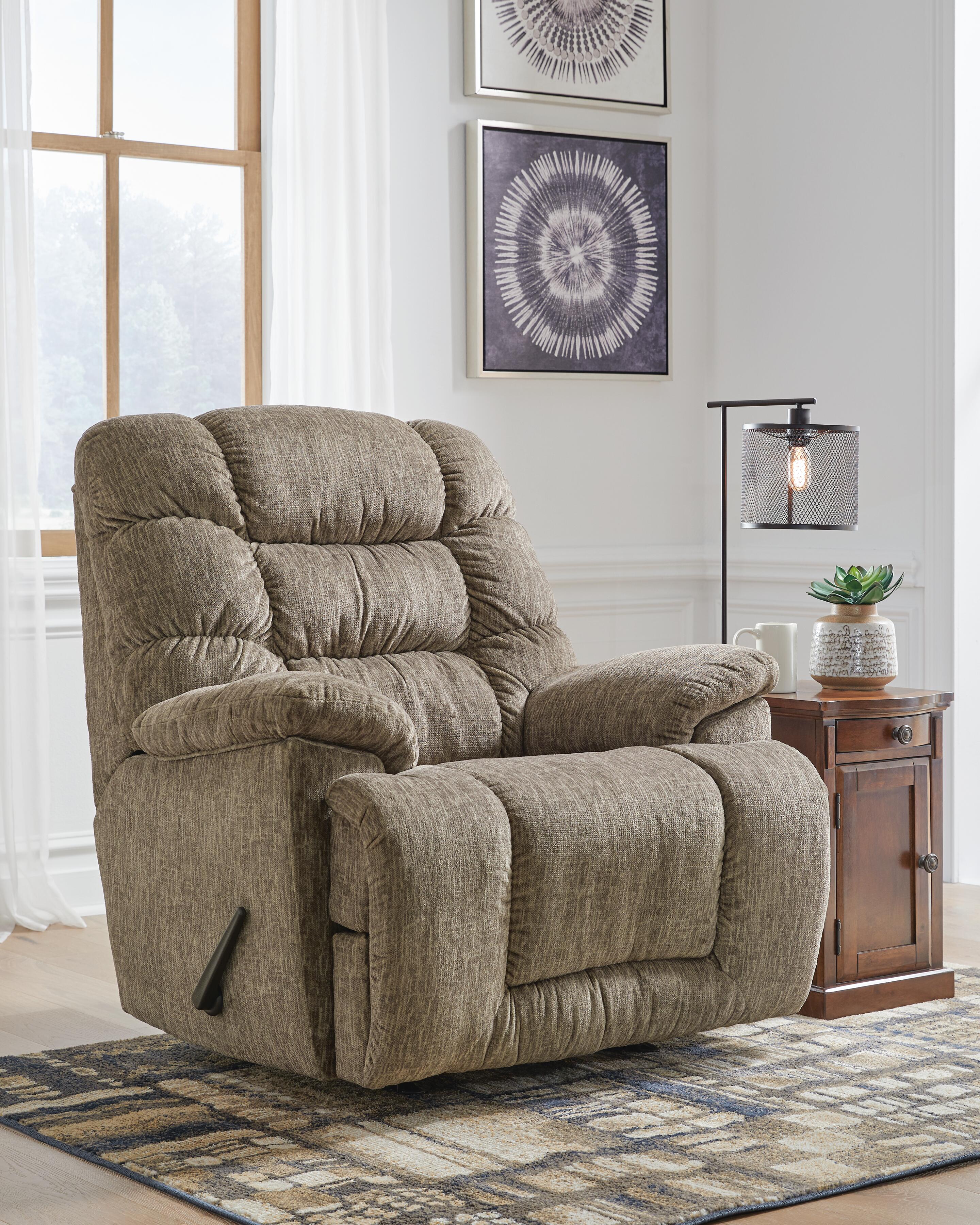 Bridgtrail Manual Recliner | Ashley