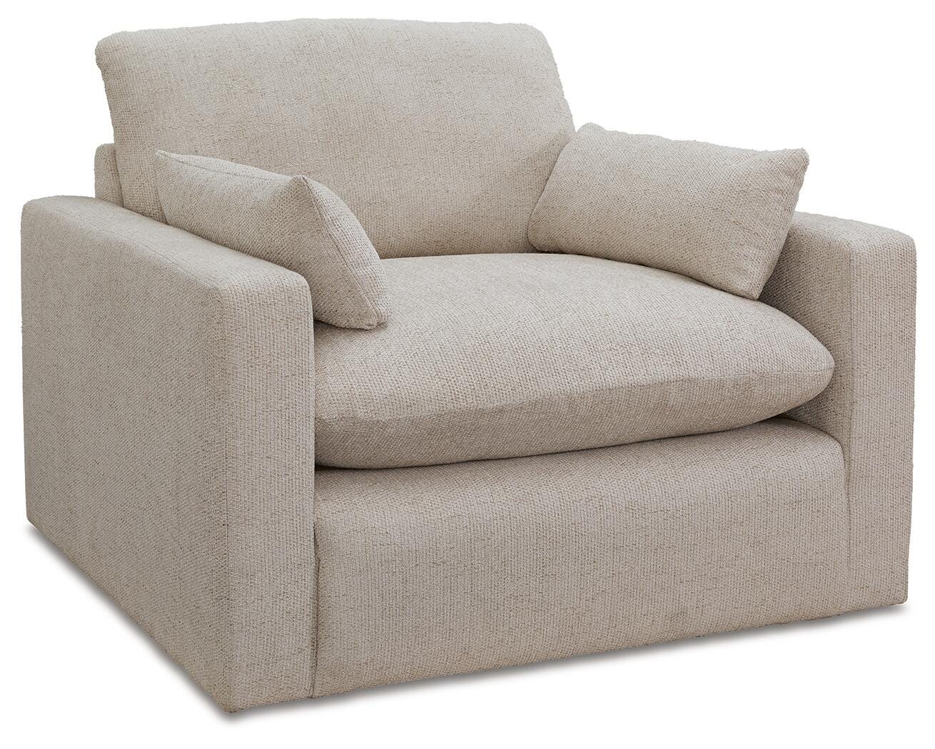 Refined Oversized Chair - image 2
