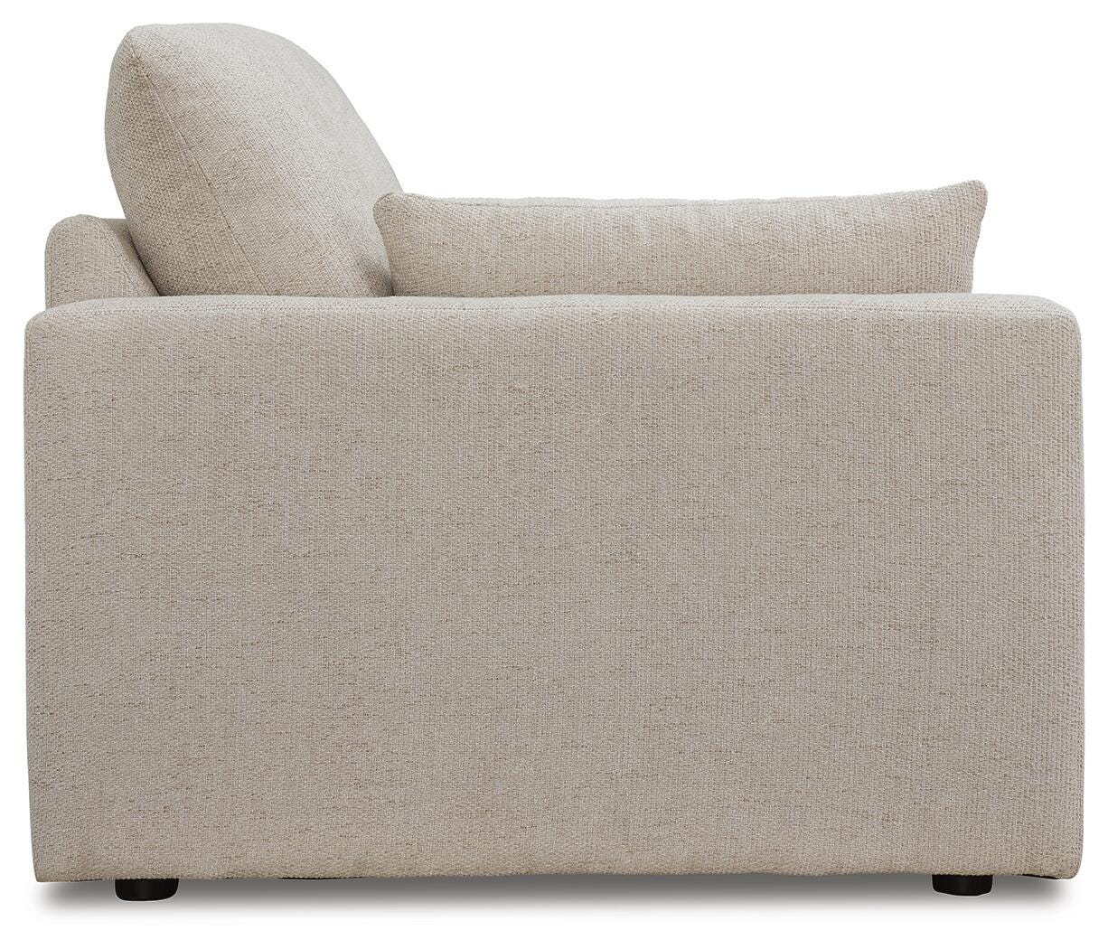 Refined Oversized Chair - image 4