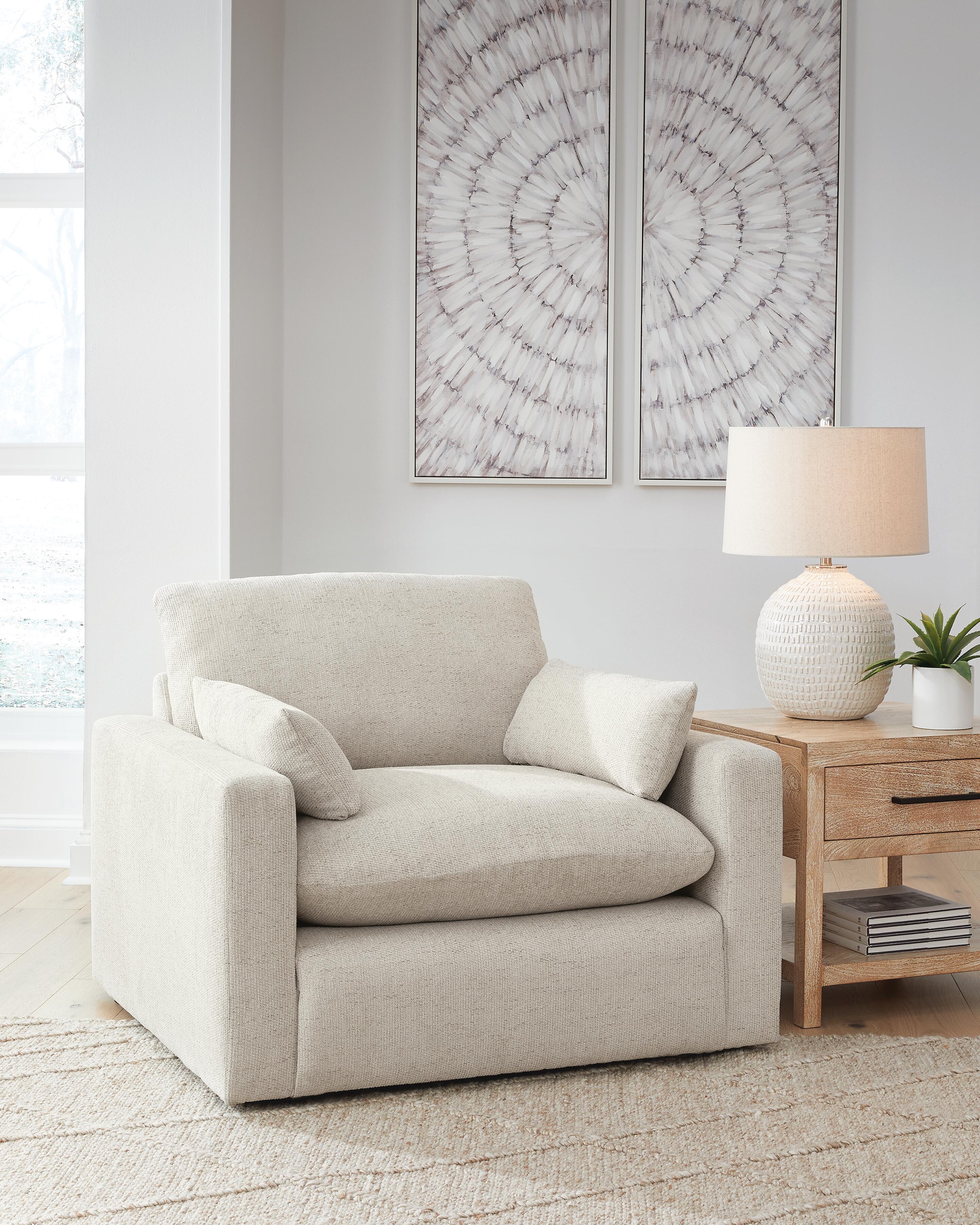 Refined Oversized Chair - image 1