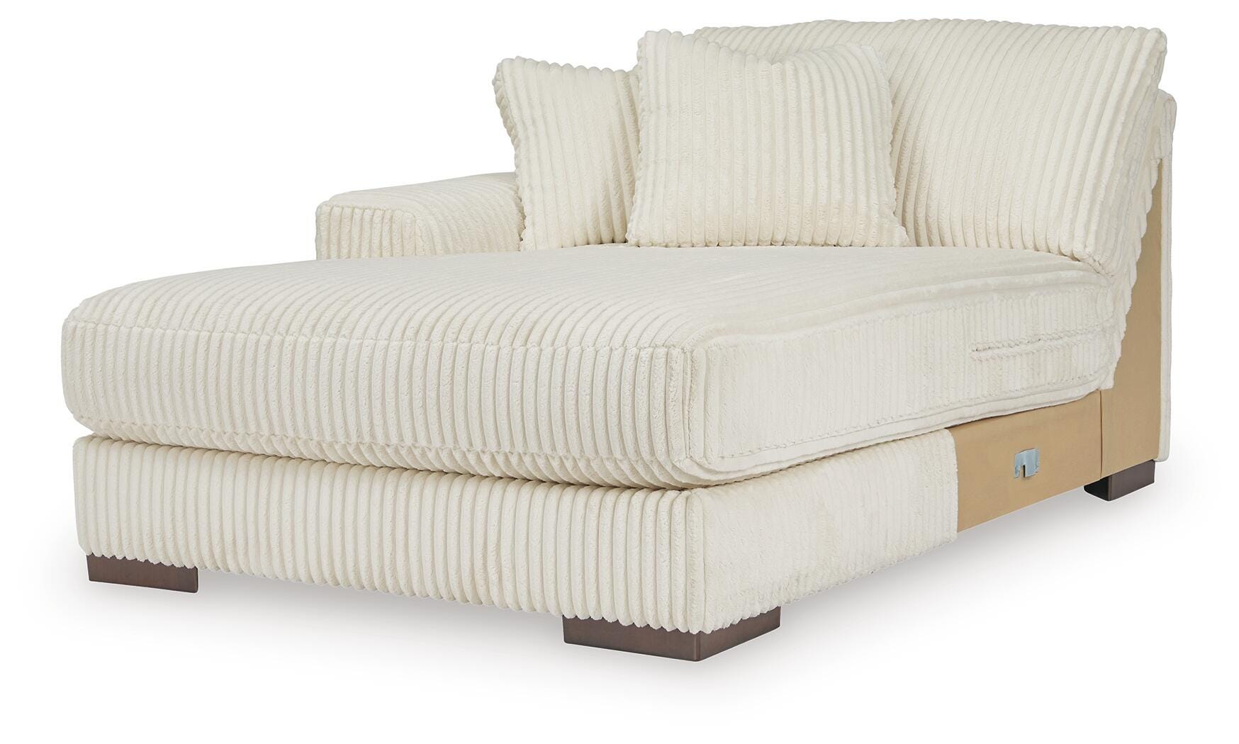 Lindyn Super Chaise - image 4