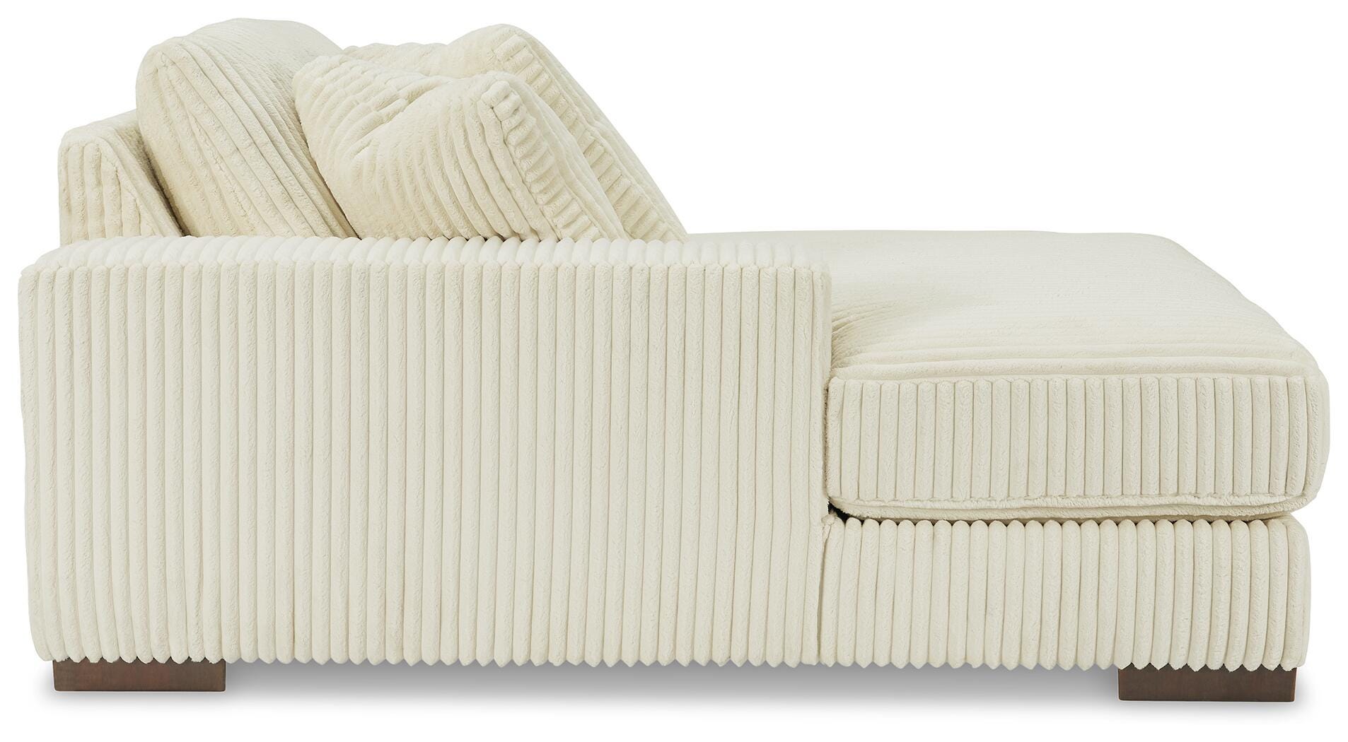 Lindyn Super Chaise - image 5