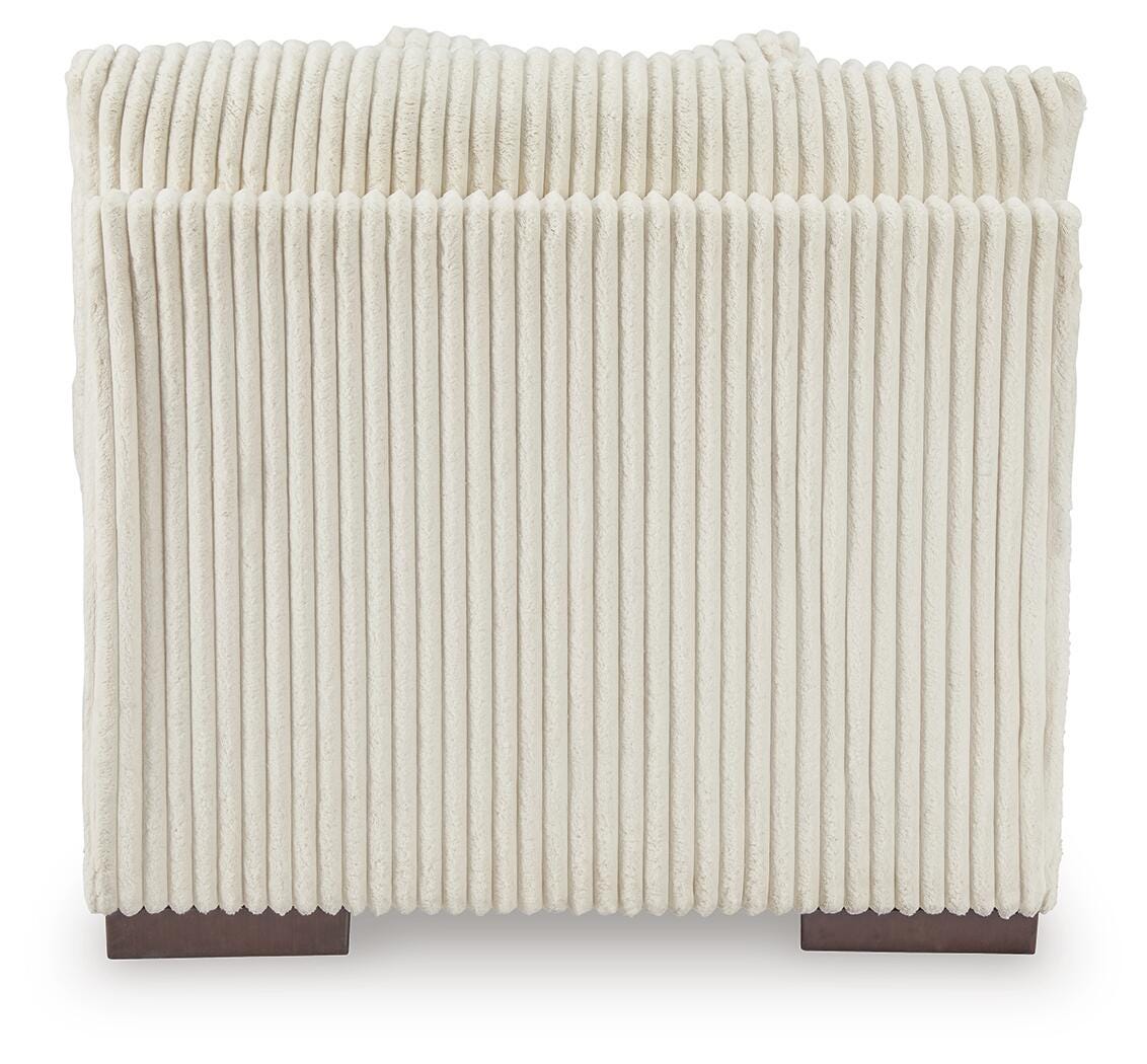 Lindyn 6-Piece Sectional - image 5