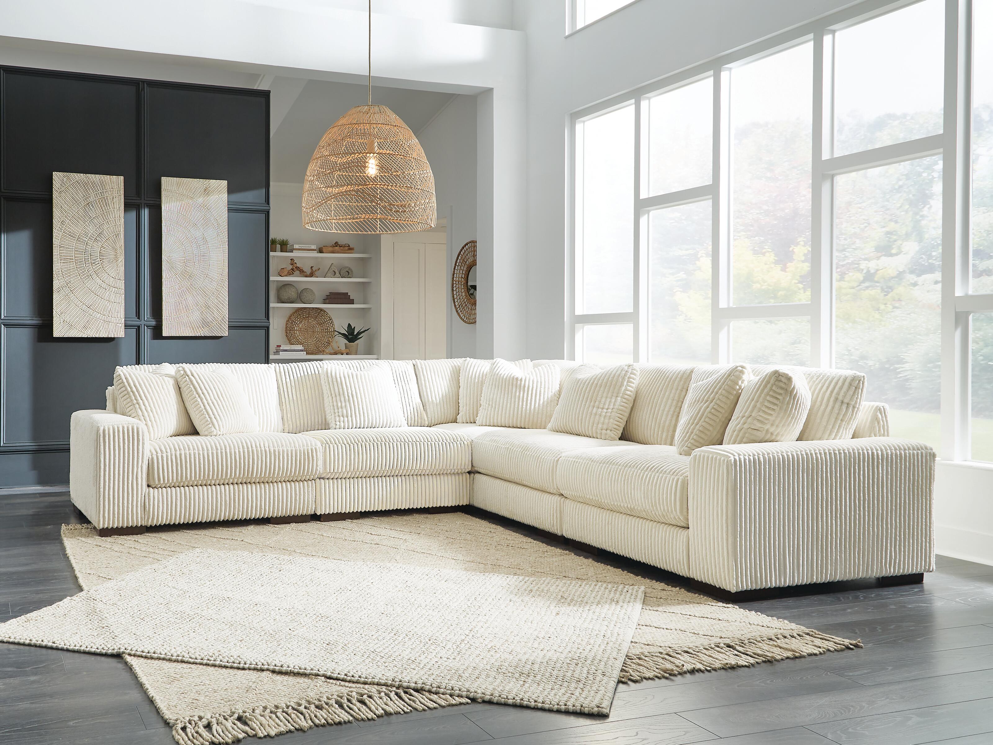 Lindyn 5-Piece Sectional, Ivory, rollover
