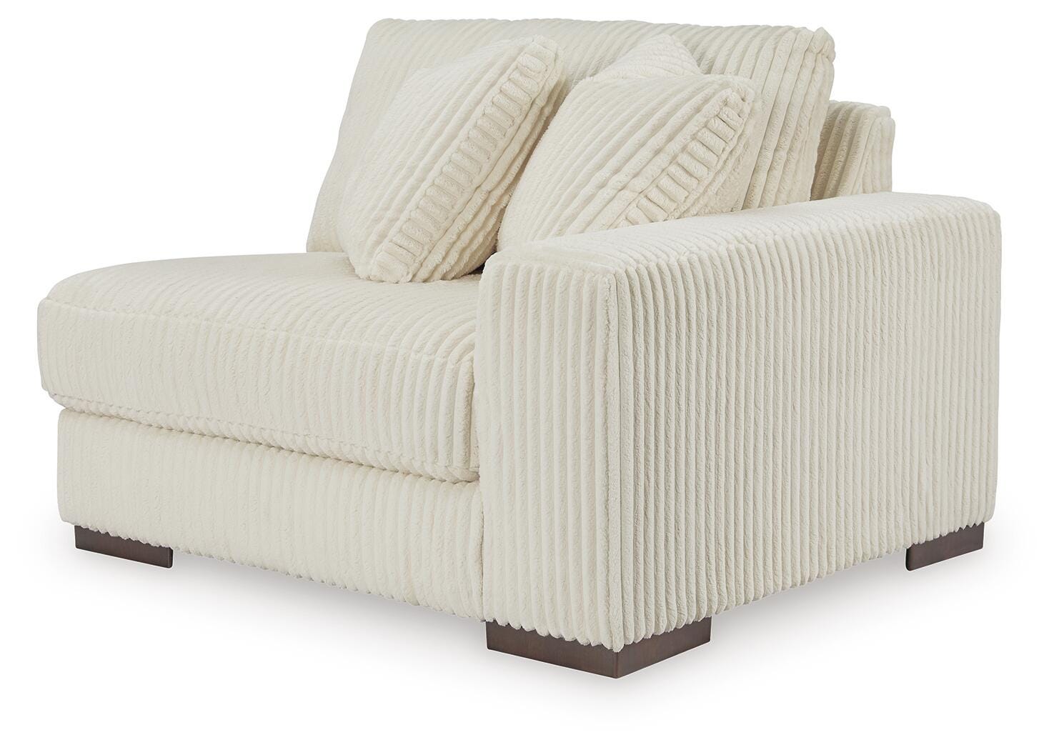 Lindyn 6-Piece Sectional - image 11