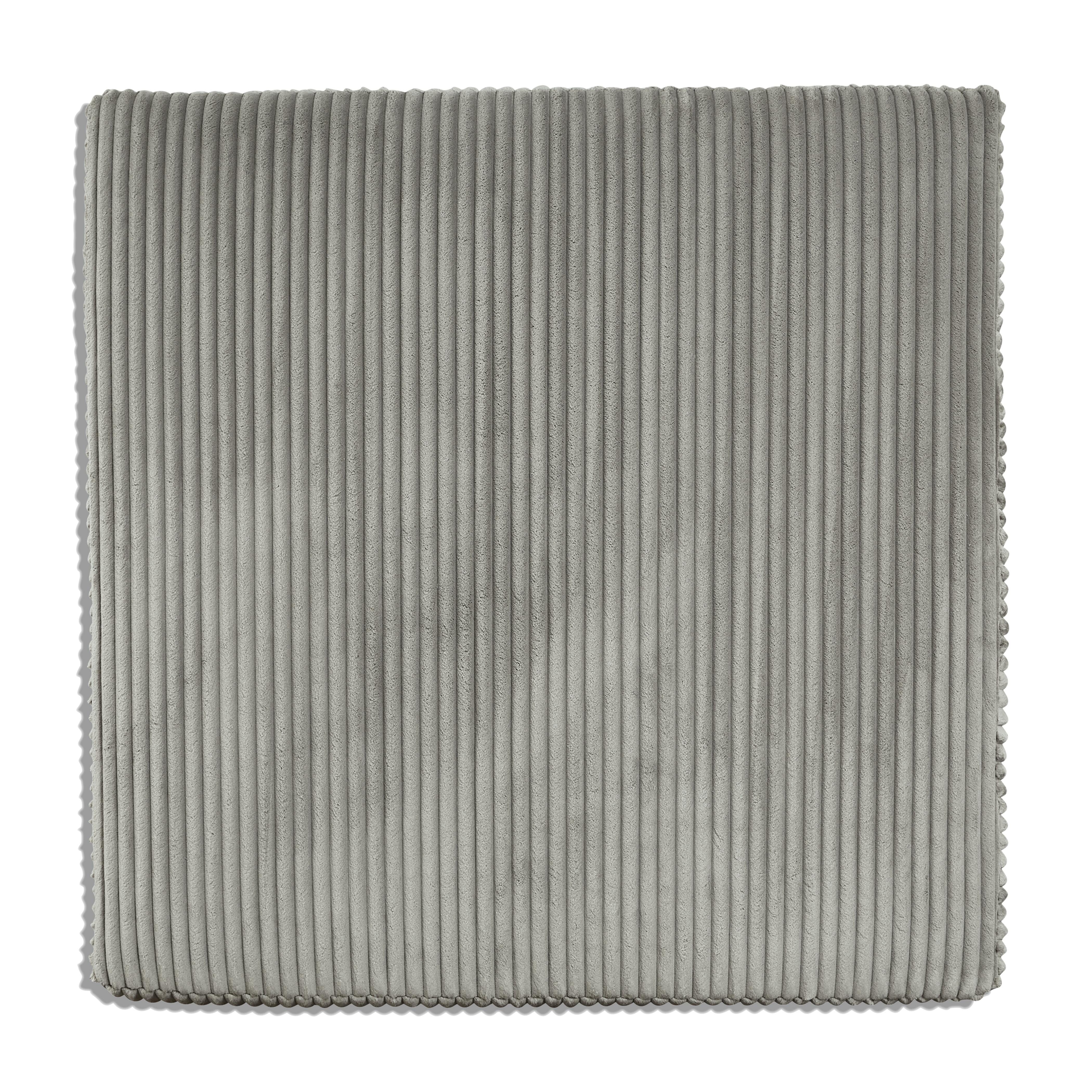 Lindyn Oversized Accent Ottoman - image 4