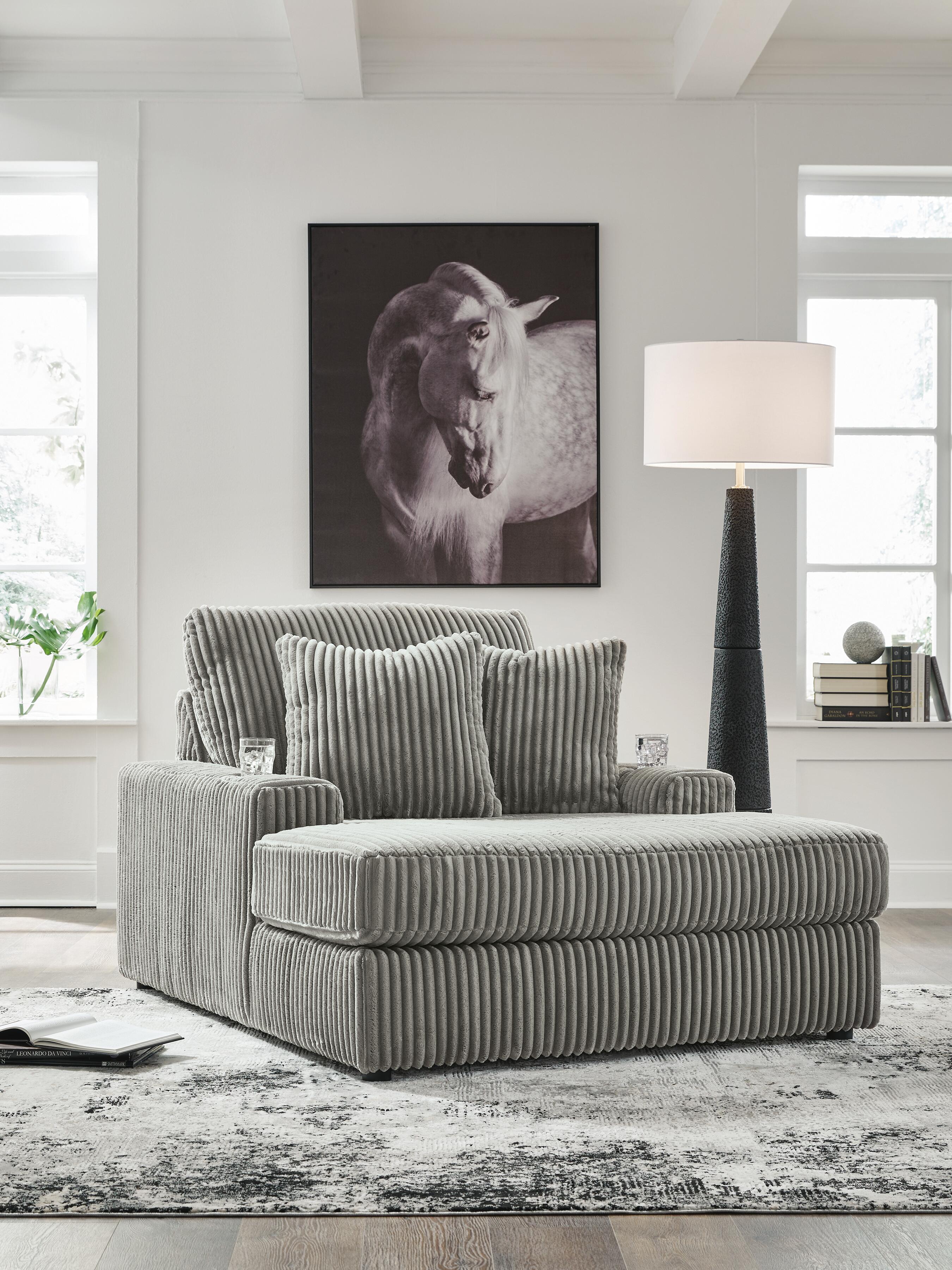 Lindyn Chaise, Fog, rollover