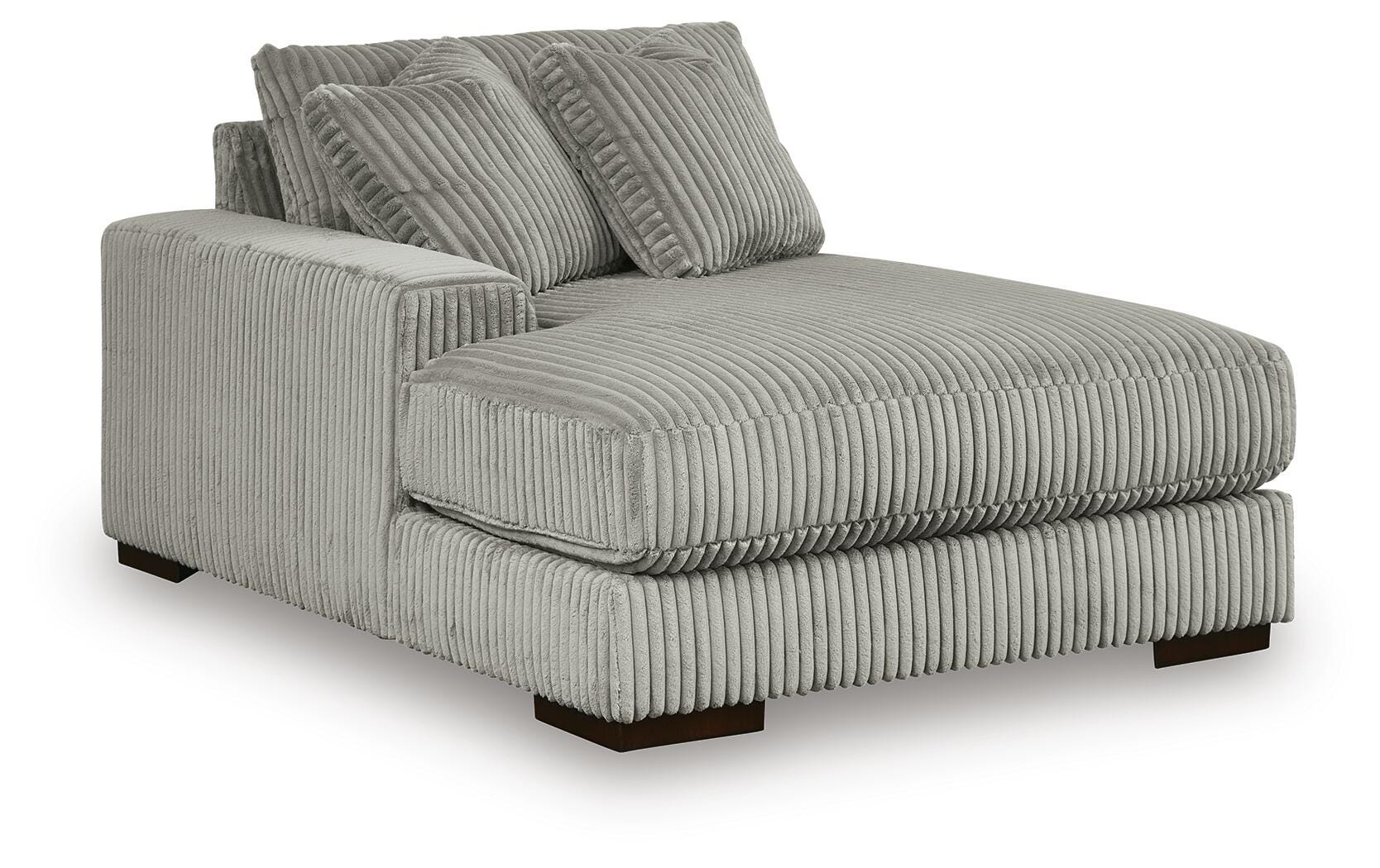 Lindyn 3-Piece Sectional with Chaise - image 4
