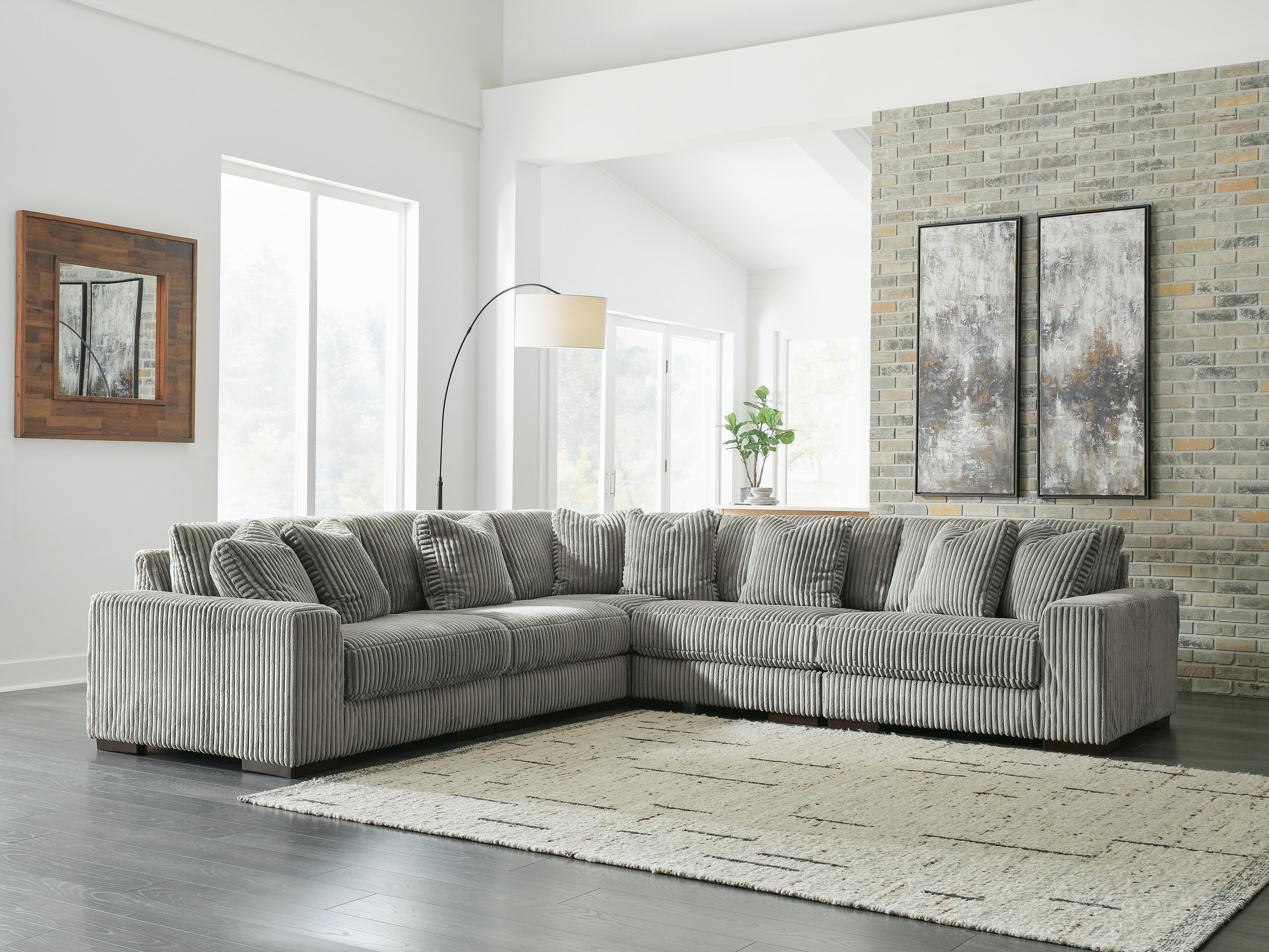 Lindyn 5-Piece Sectional, Fog, rollover