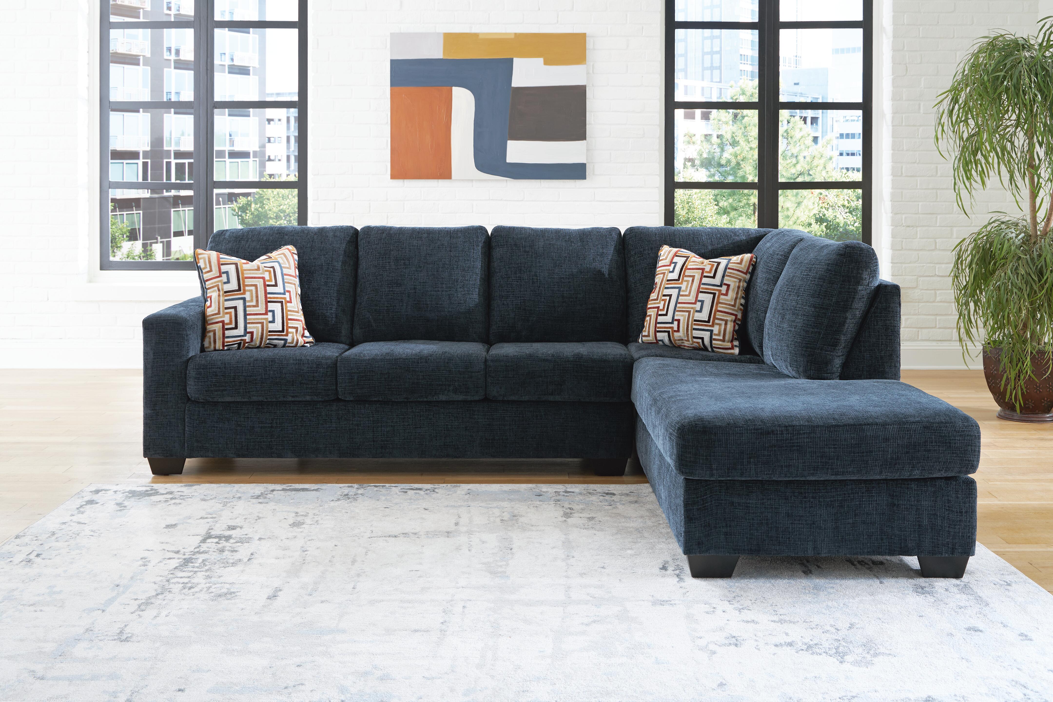 Aviemore 2-Piece Sectional with Chaise - image 5