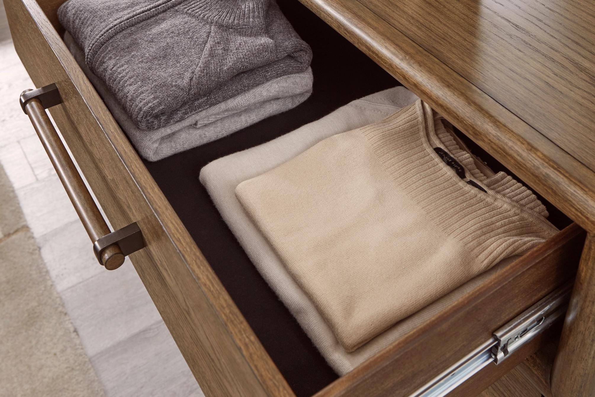Roanhowe Dresser, , large