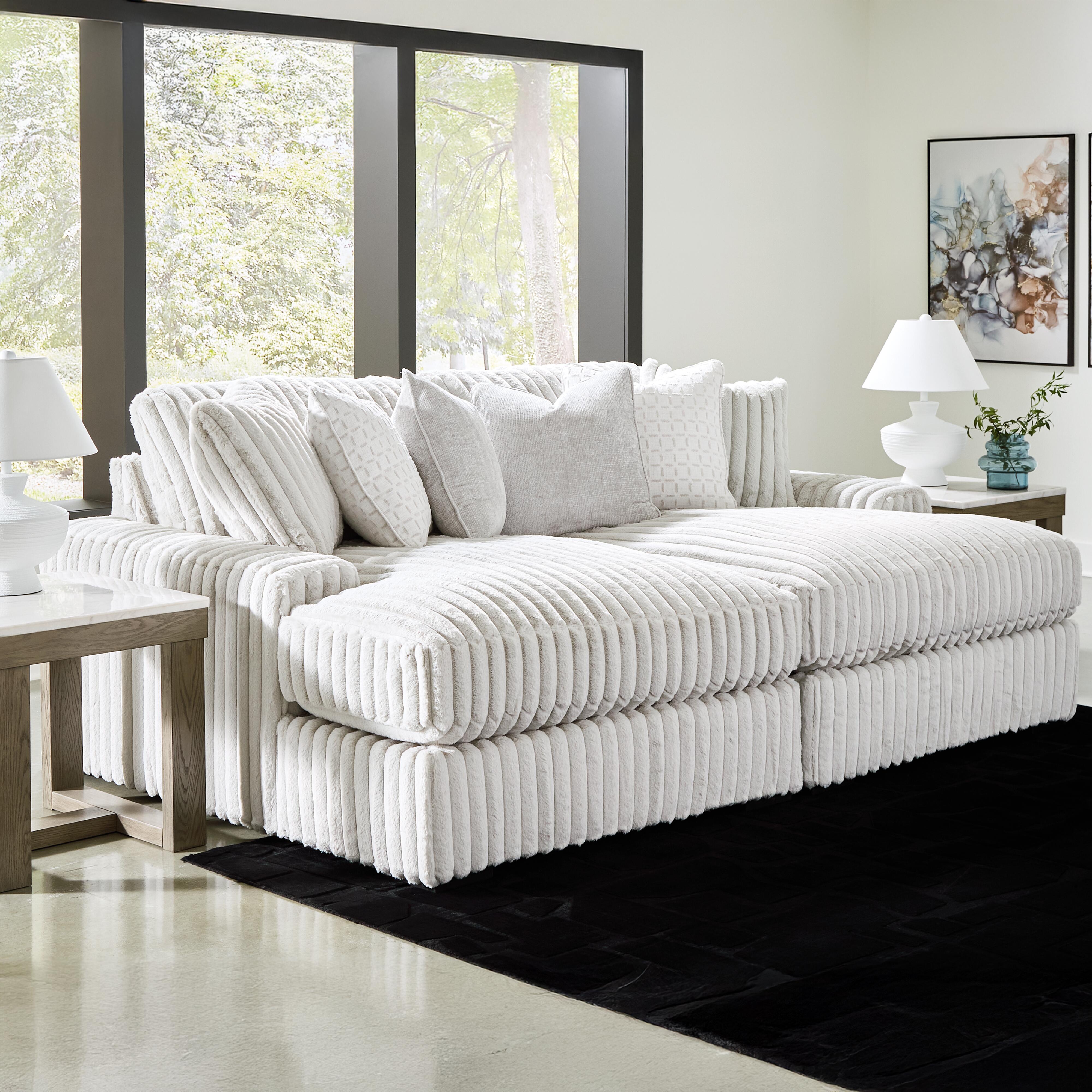 Stupendous Super Chaise - image 2