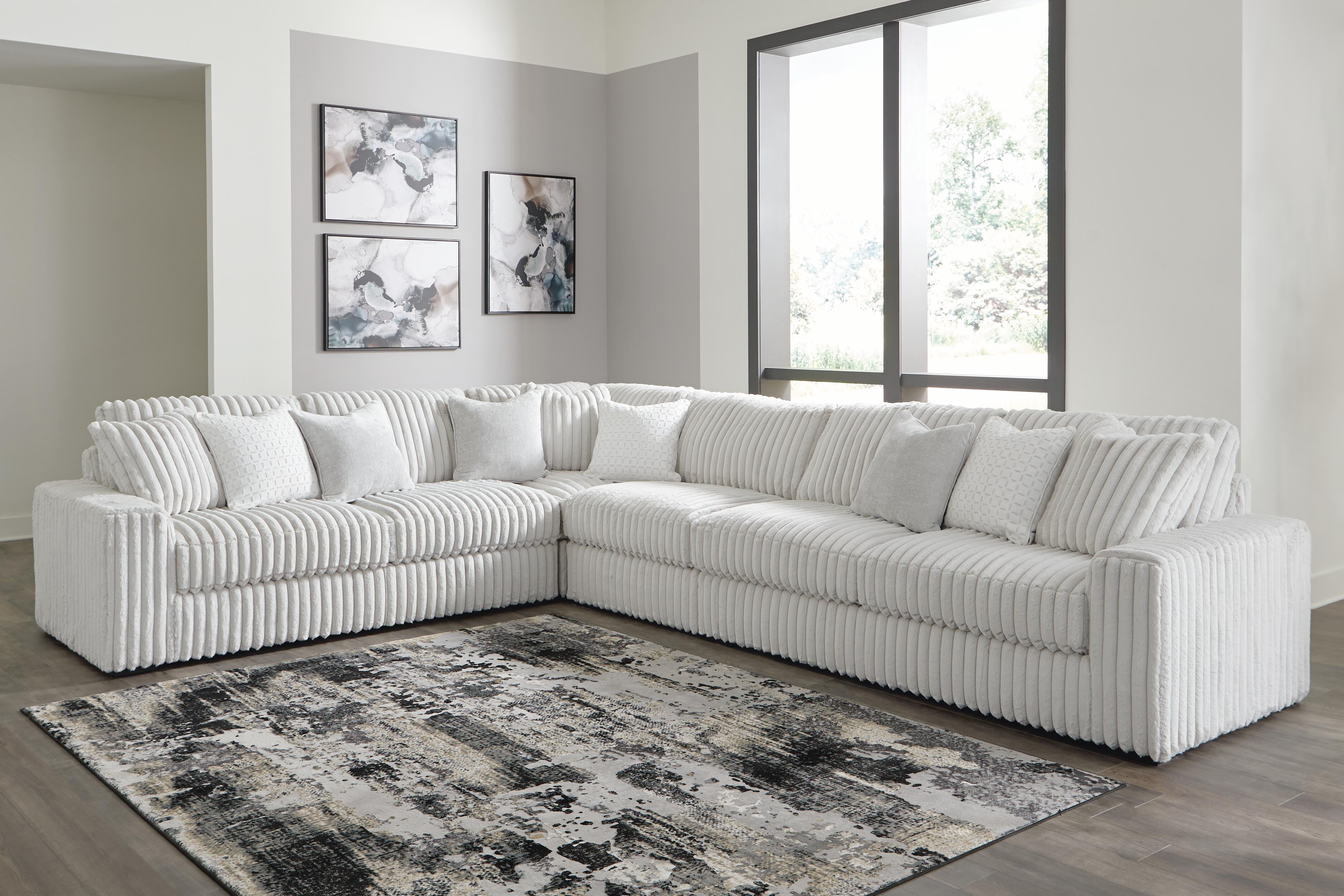 Stupendous 4-Piece Sectional - image 5