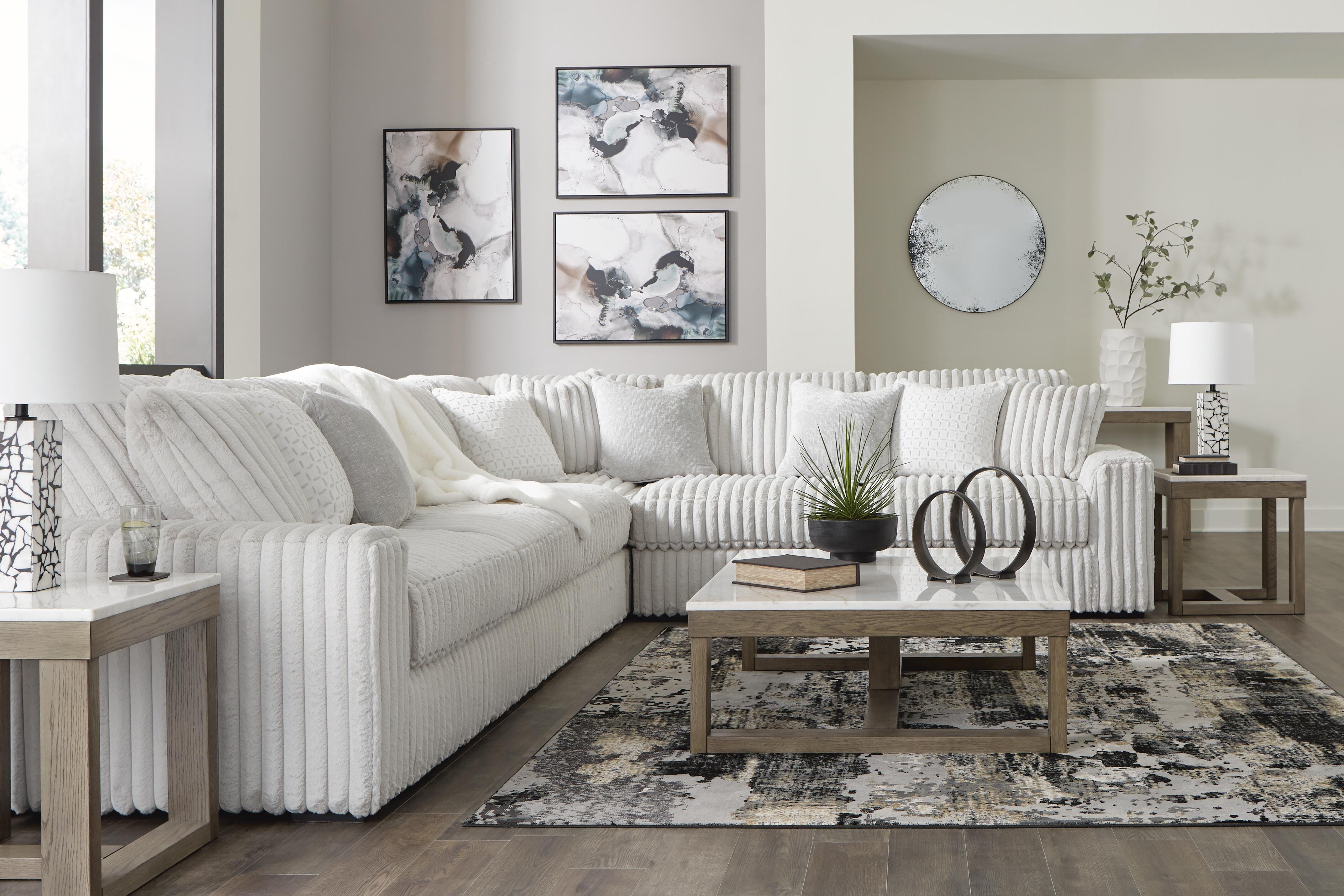 Stupendous 4-Piece Sectional - image 7
