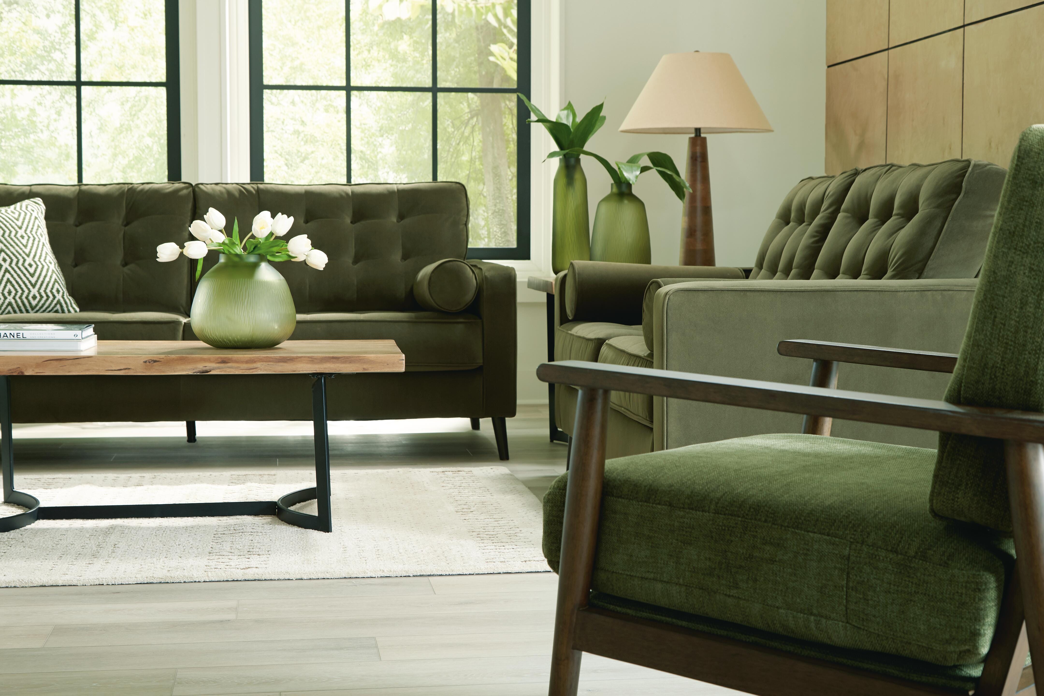 Reveon Lakes Sofa - image 10