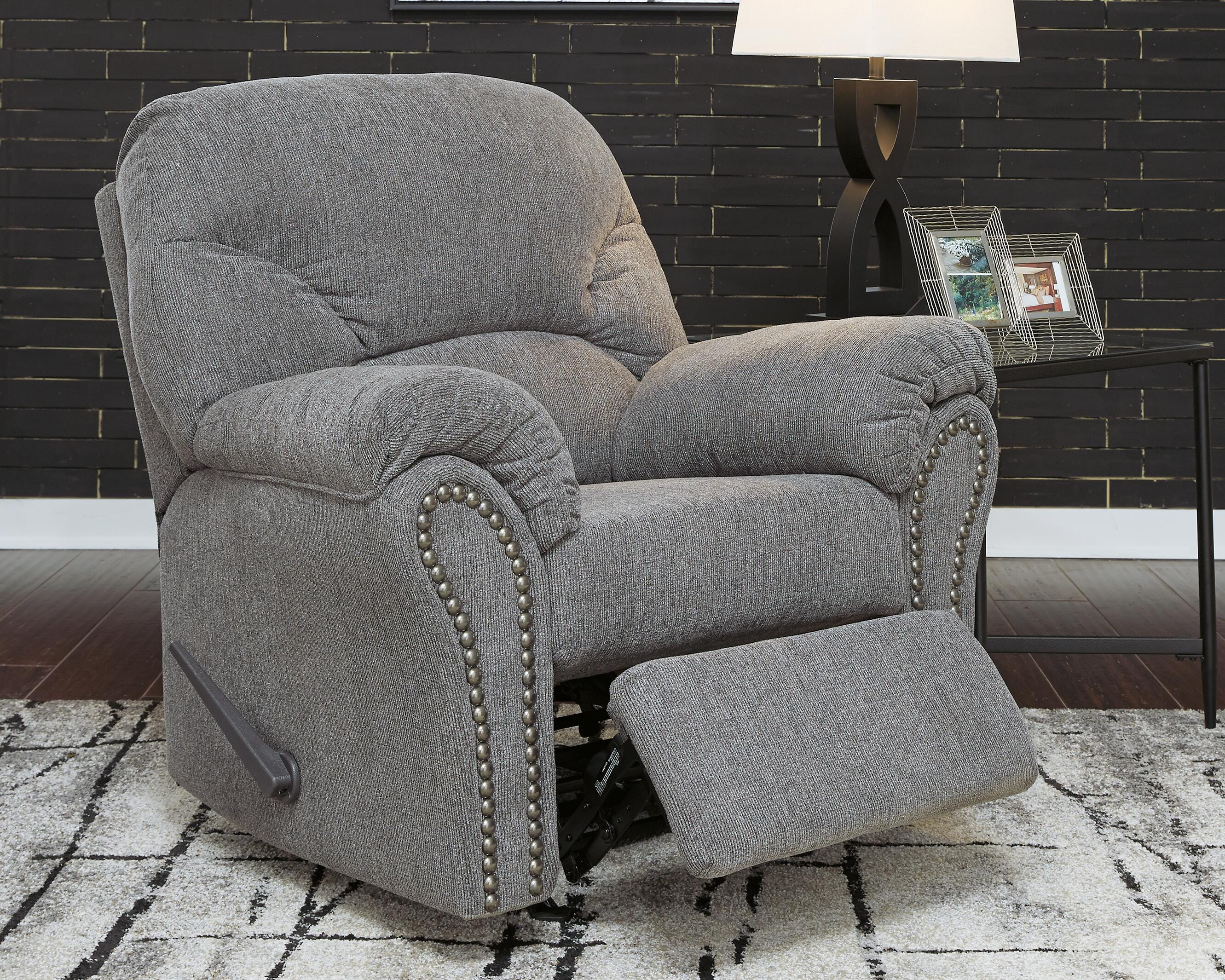 Allmaxx Recliner - image 3