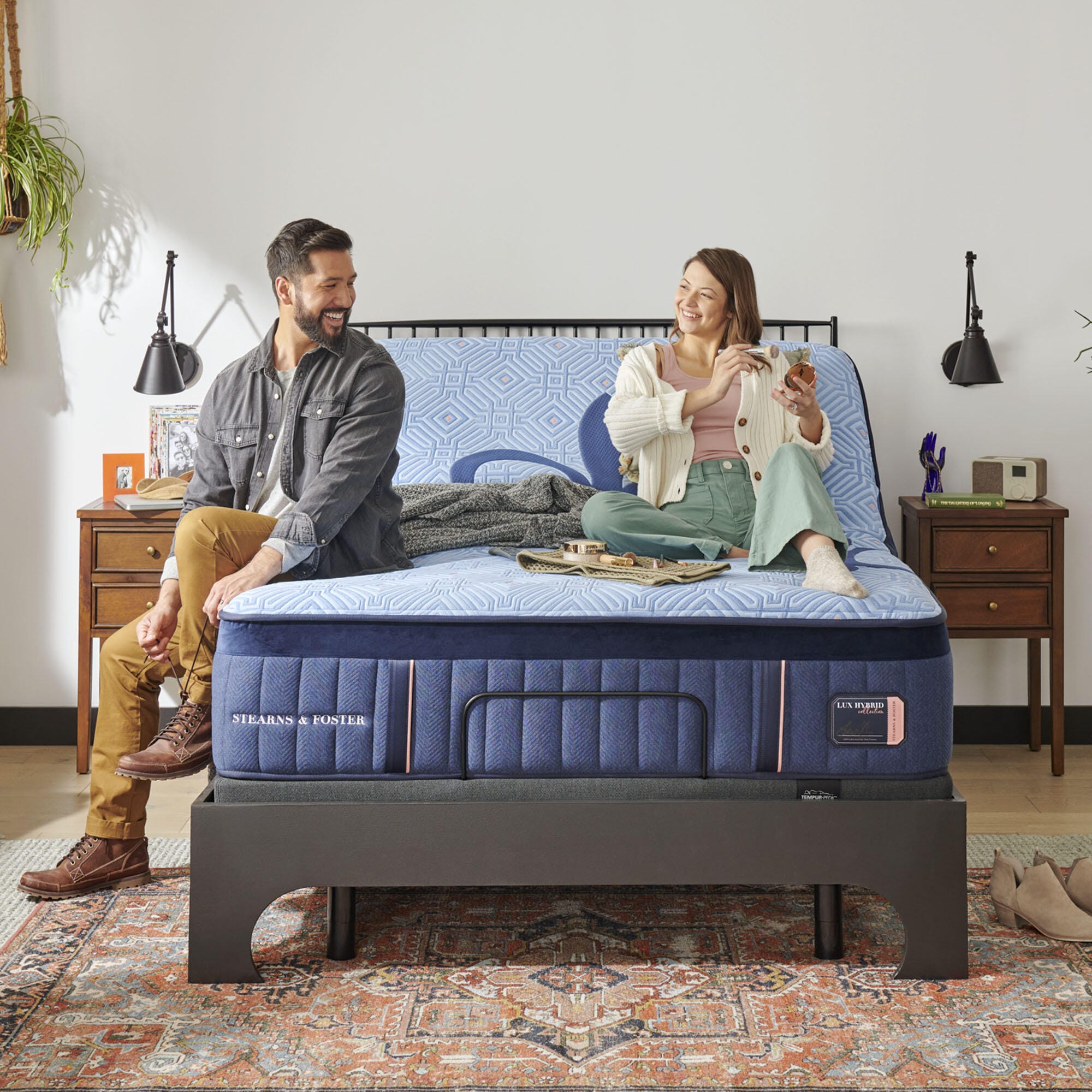 Stearns & Foster® Queen Mattress, Navy, large