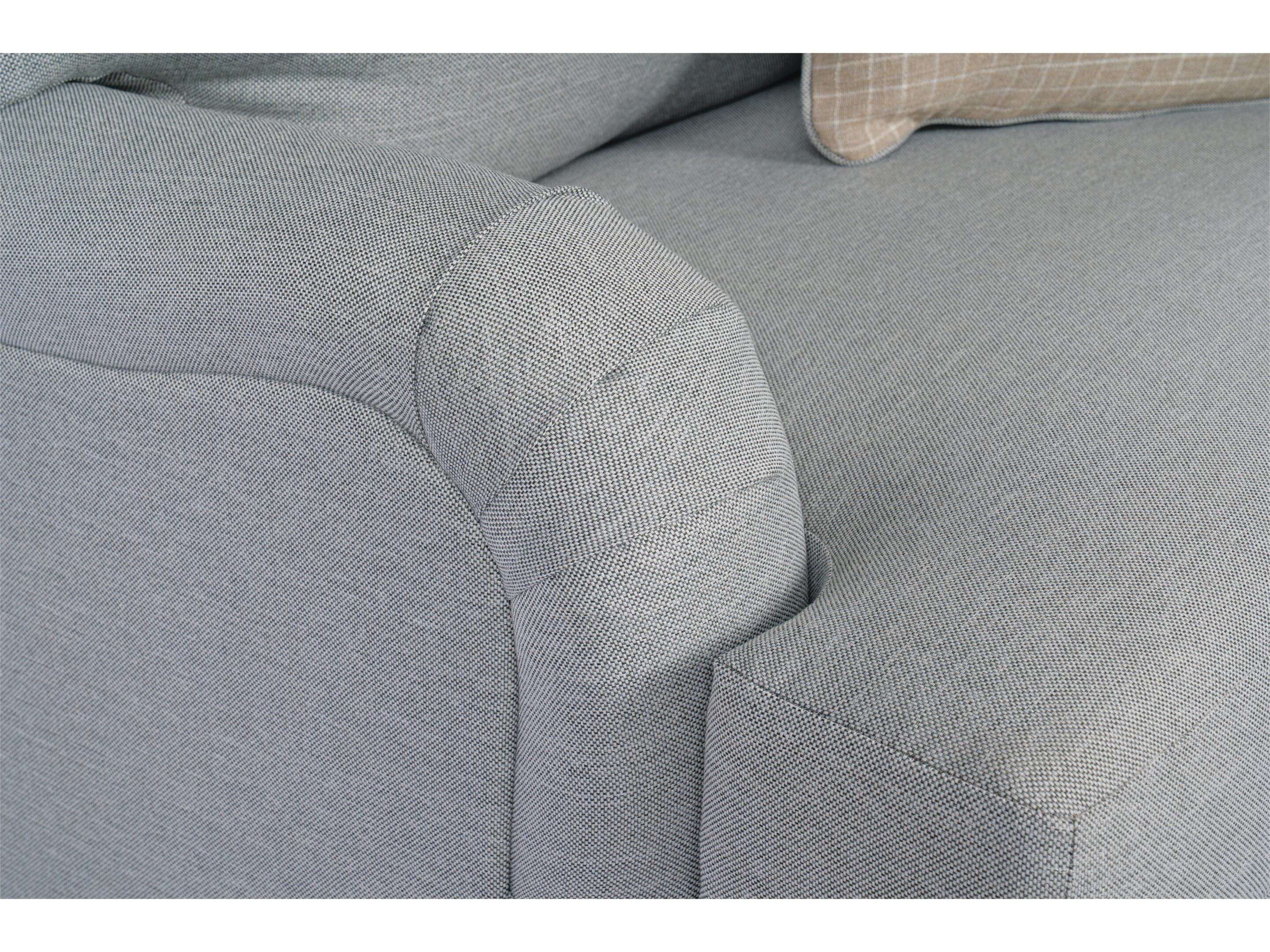 Bralynn Loveseat - image 6