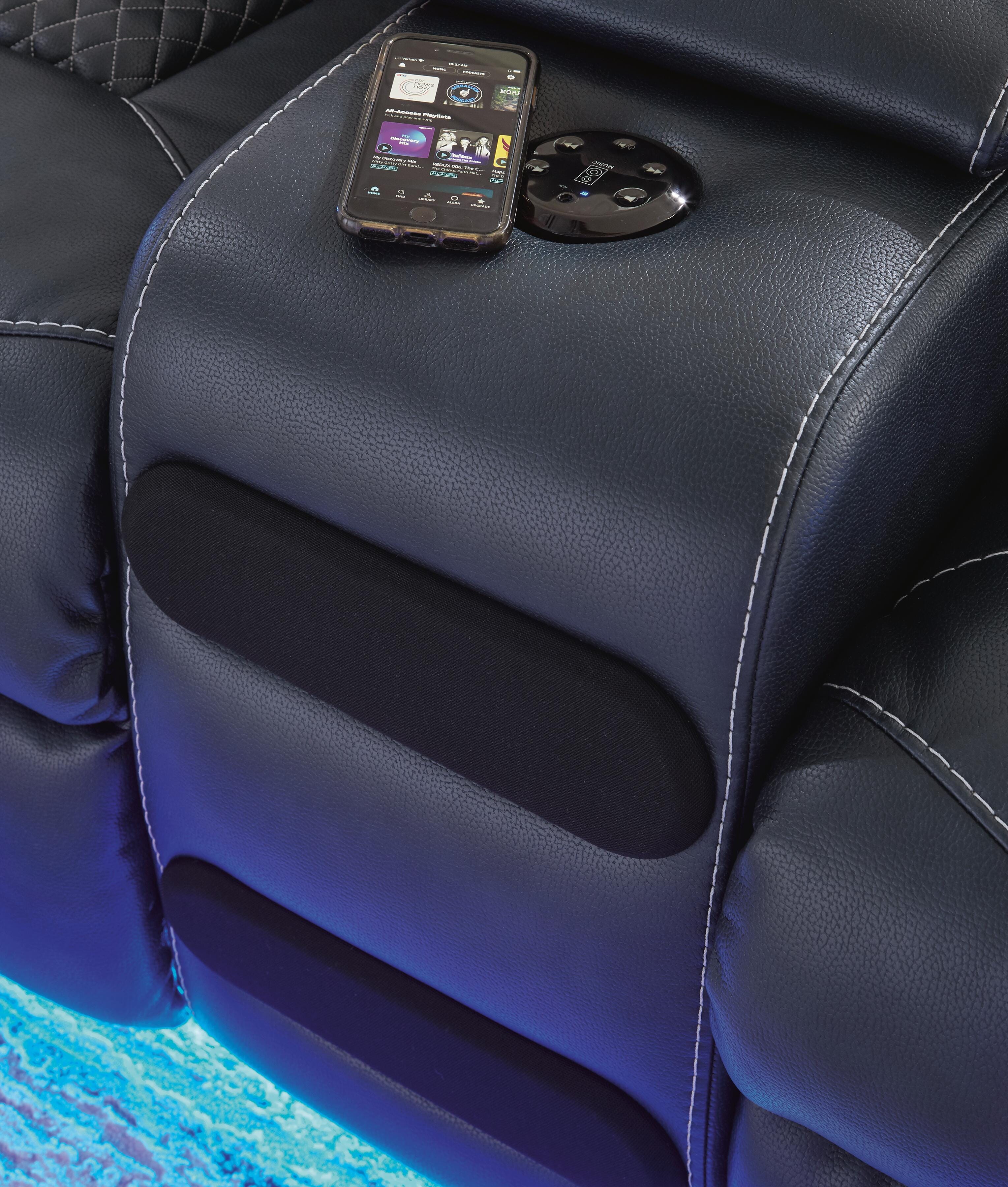 Fyne-Dyme Power Reclining Loveseat with Console - image 11