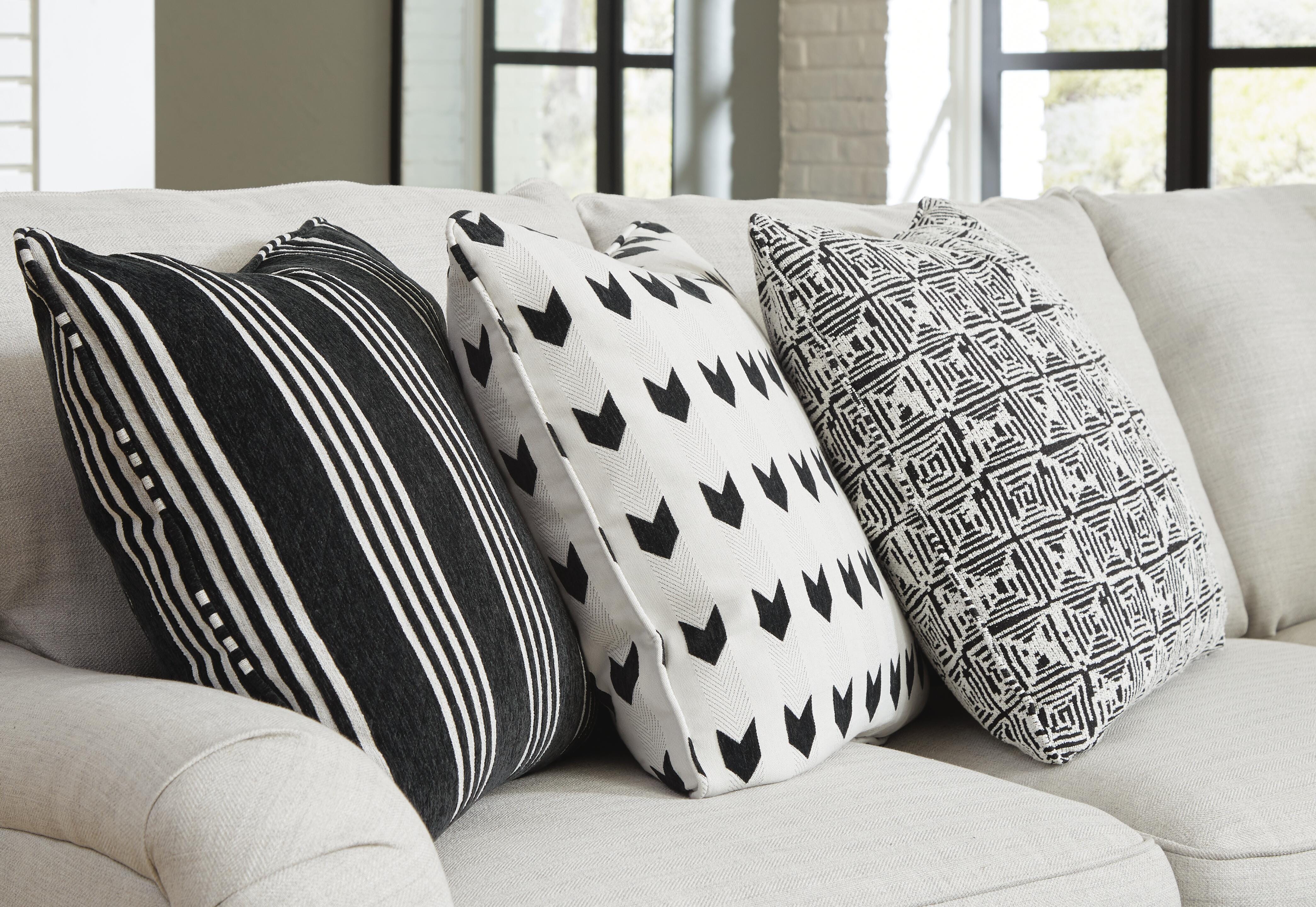 Huntsworth 2-Piece Sectional with Chaise - image 5