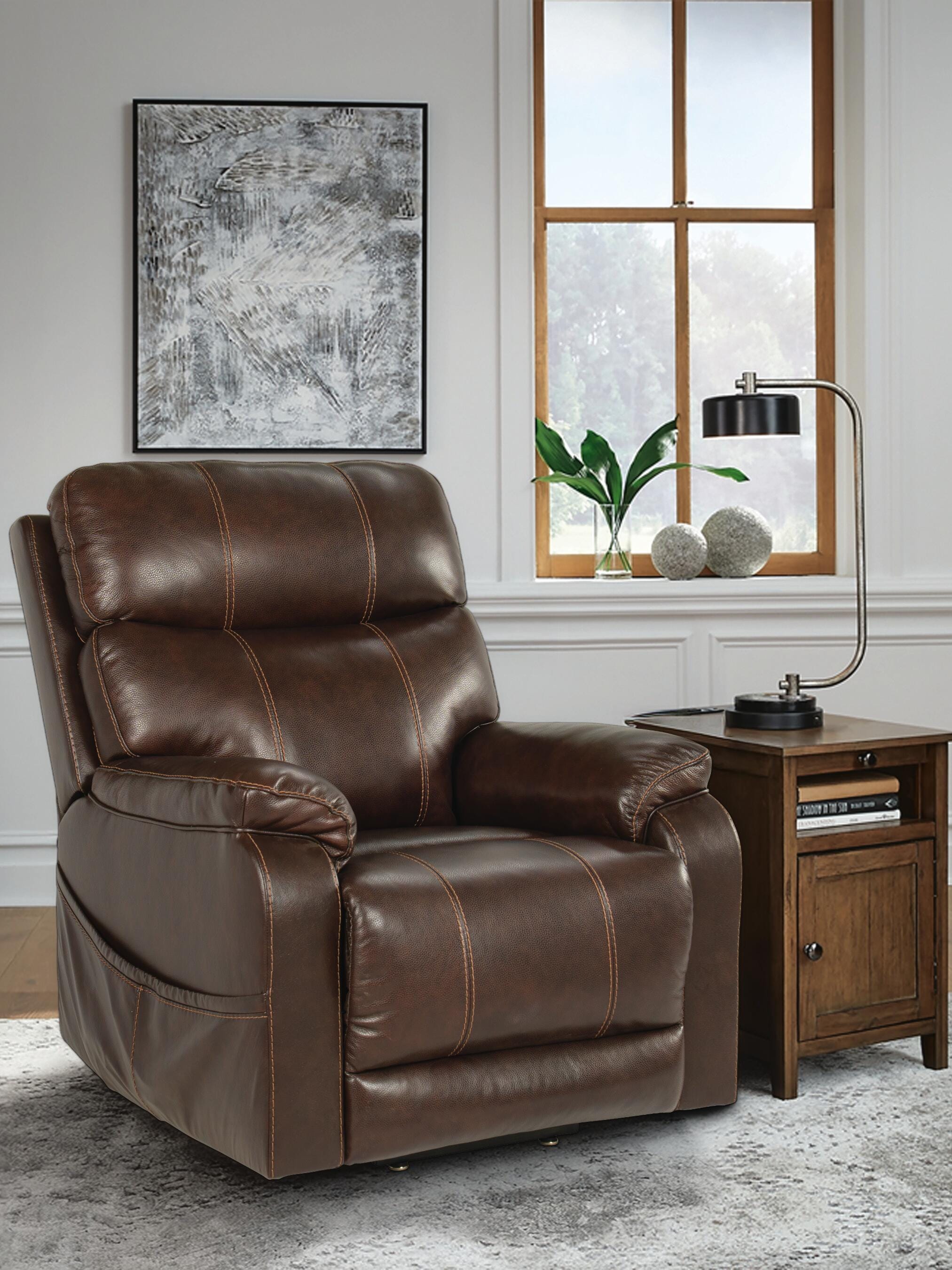 Bulleno Power Lift Recliner - image 1