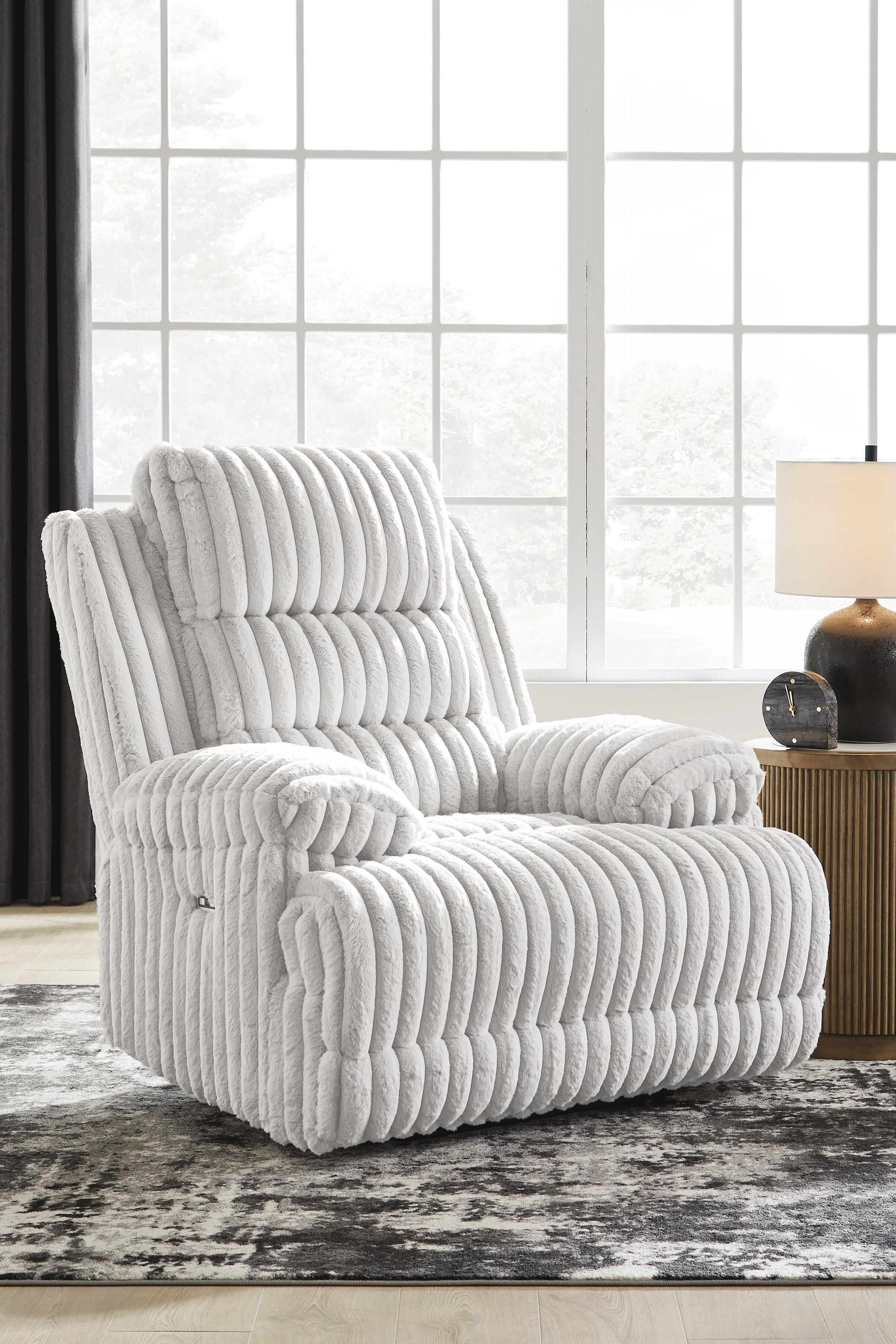 Technique Power Recliner - image 1