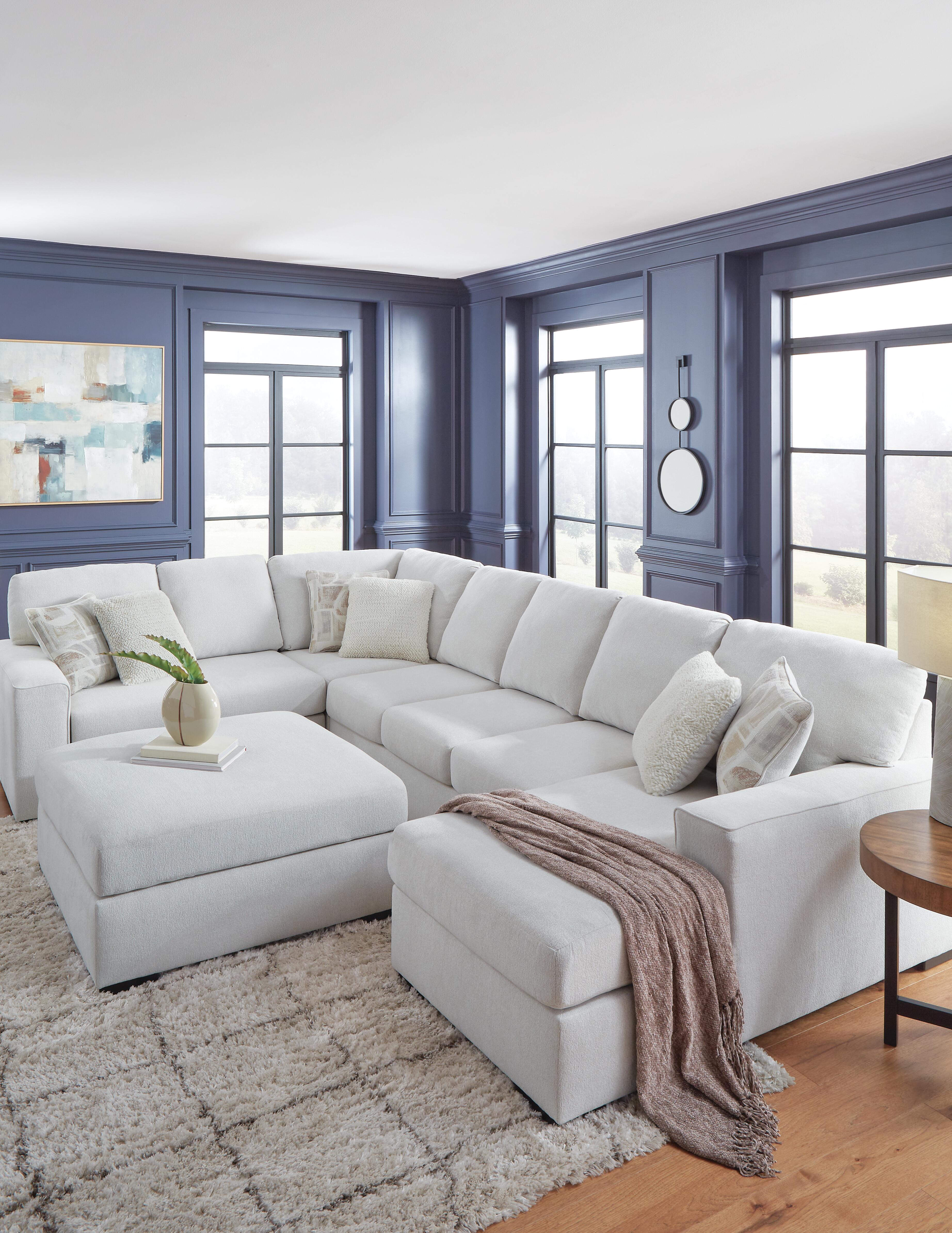 Leighelli 4-Piece Sectional with Chaise - image 8