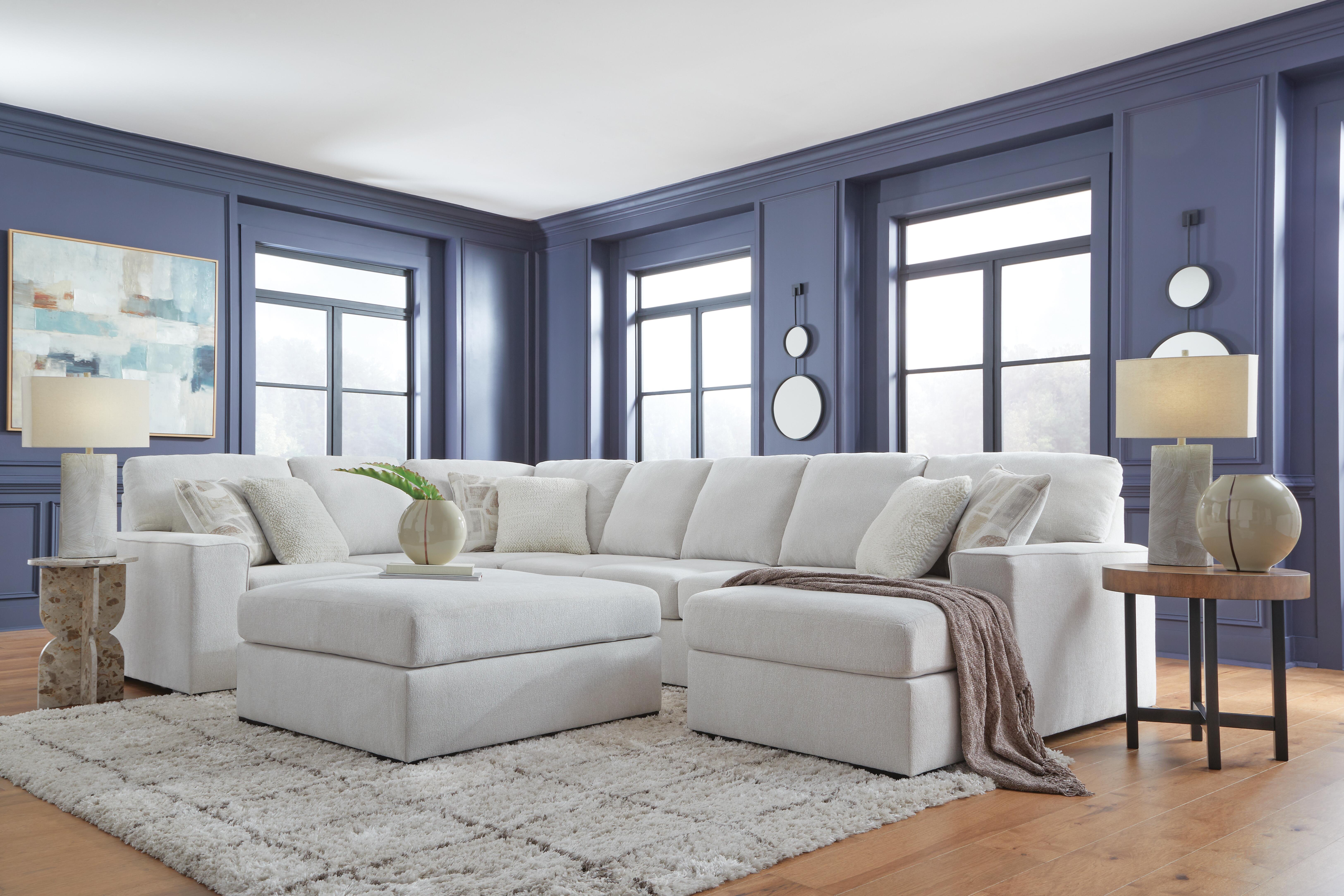 Leighelli 4-Piece Sectional with Chaise - image 3