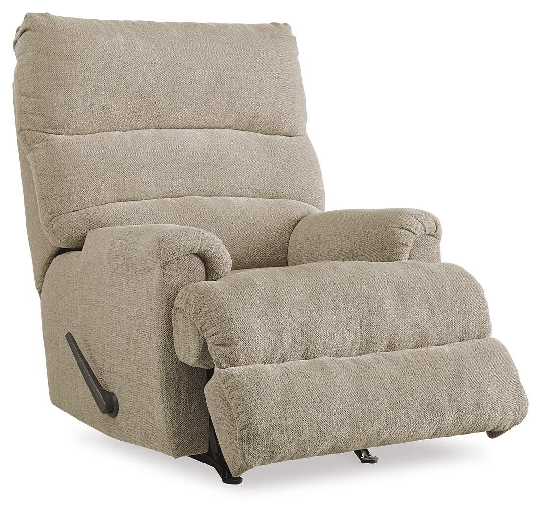 Man Fort Recliner - image 3