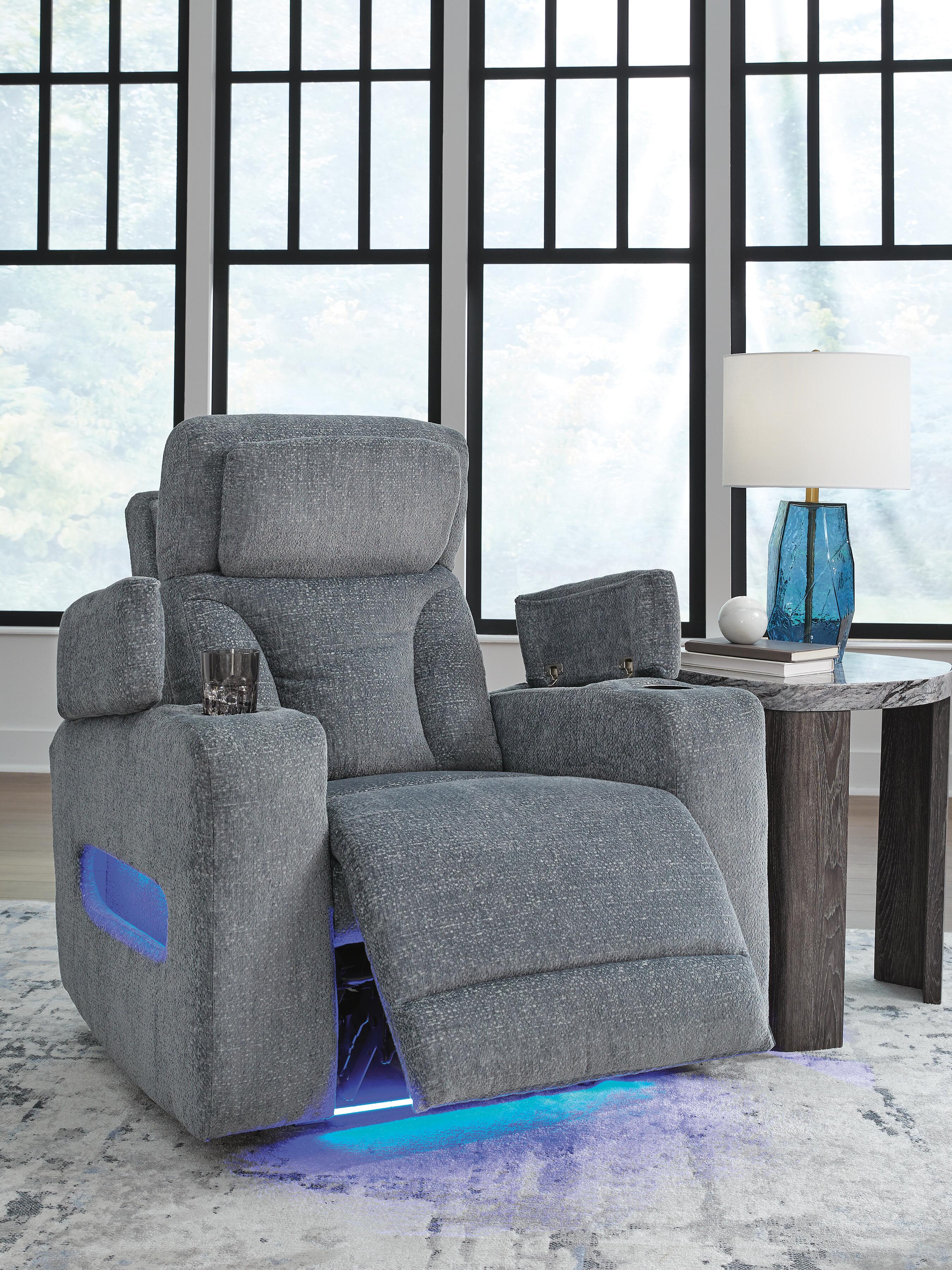 Forest Lake Power Recliner - image 8