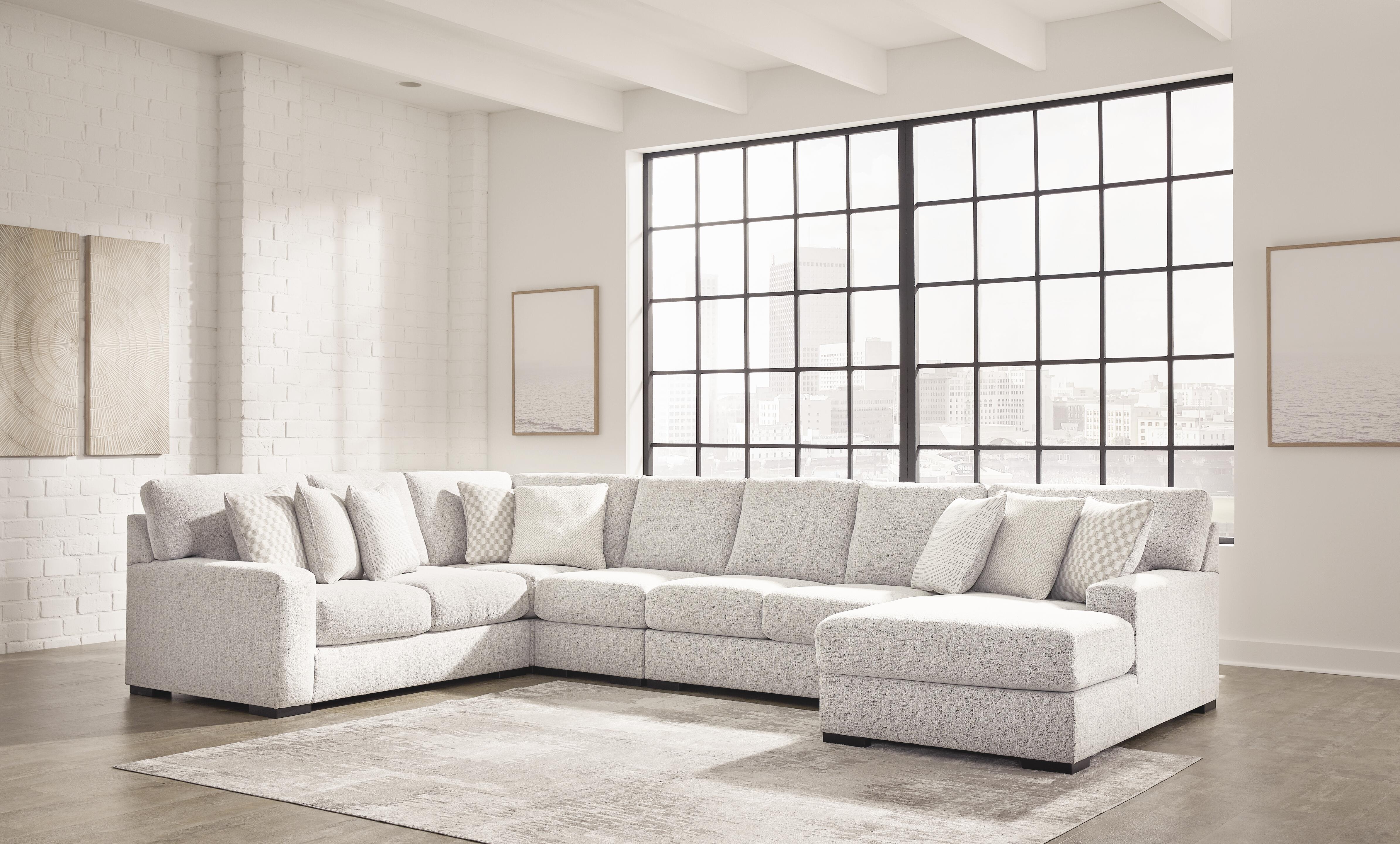 Larce 5-Piece Sectional with Chaise - image 1