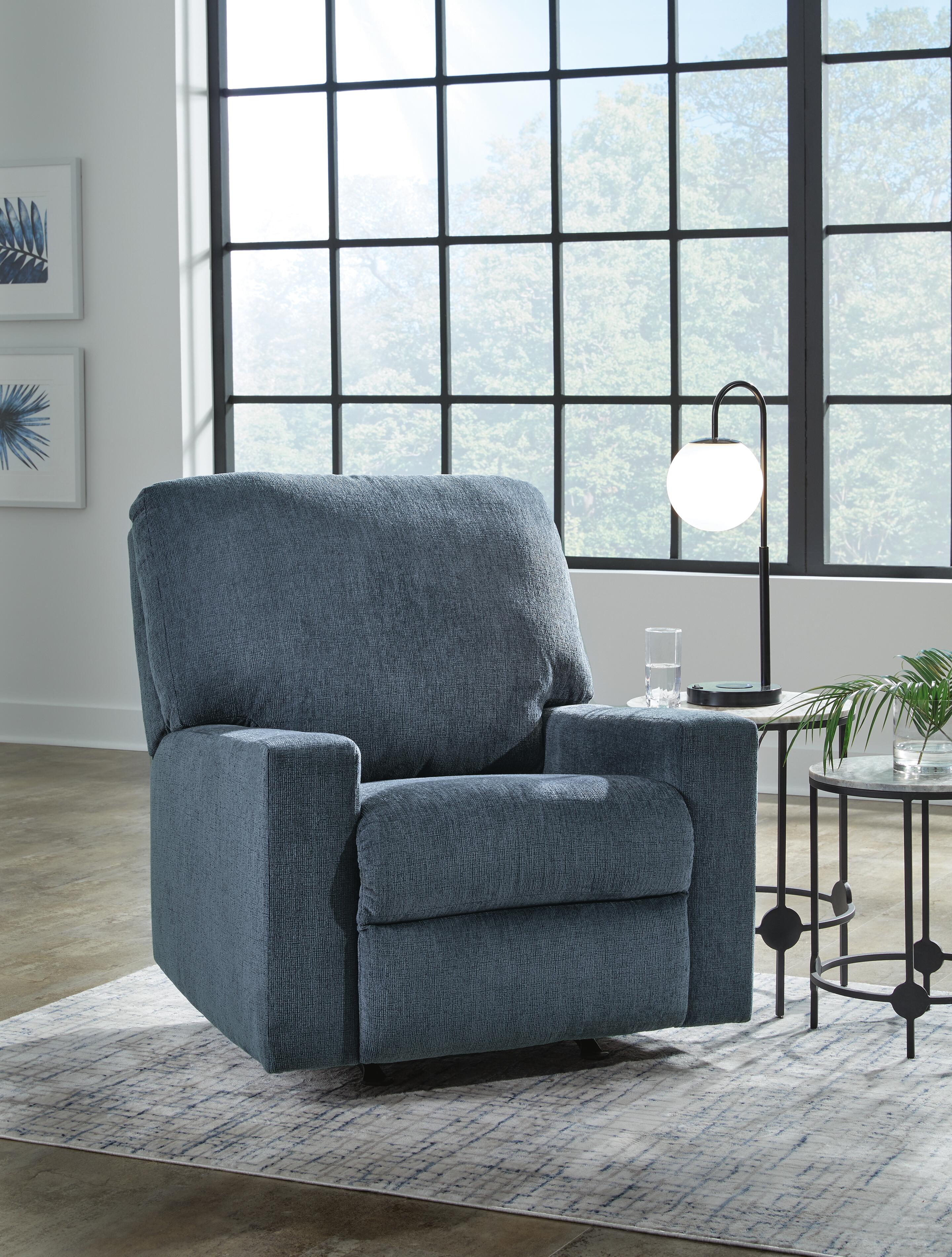 Rannis Recliner - image 1