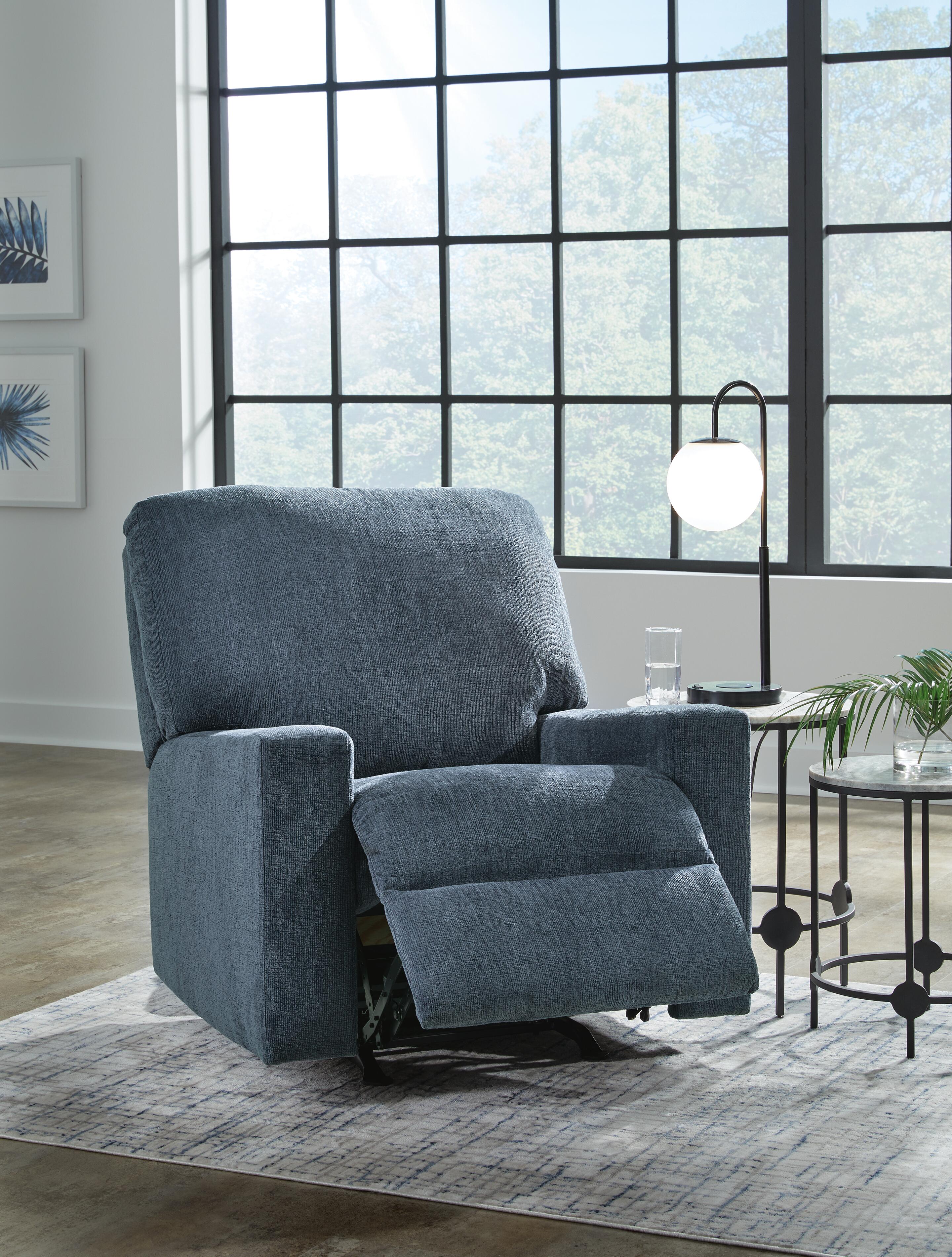 Rannis Recliner - image 7