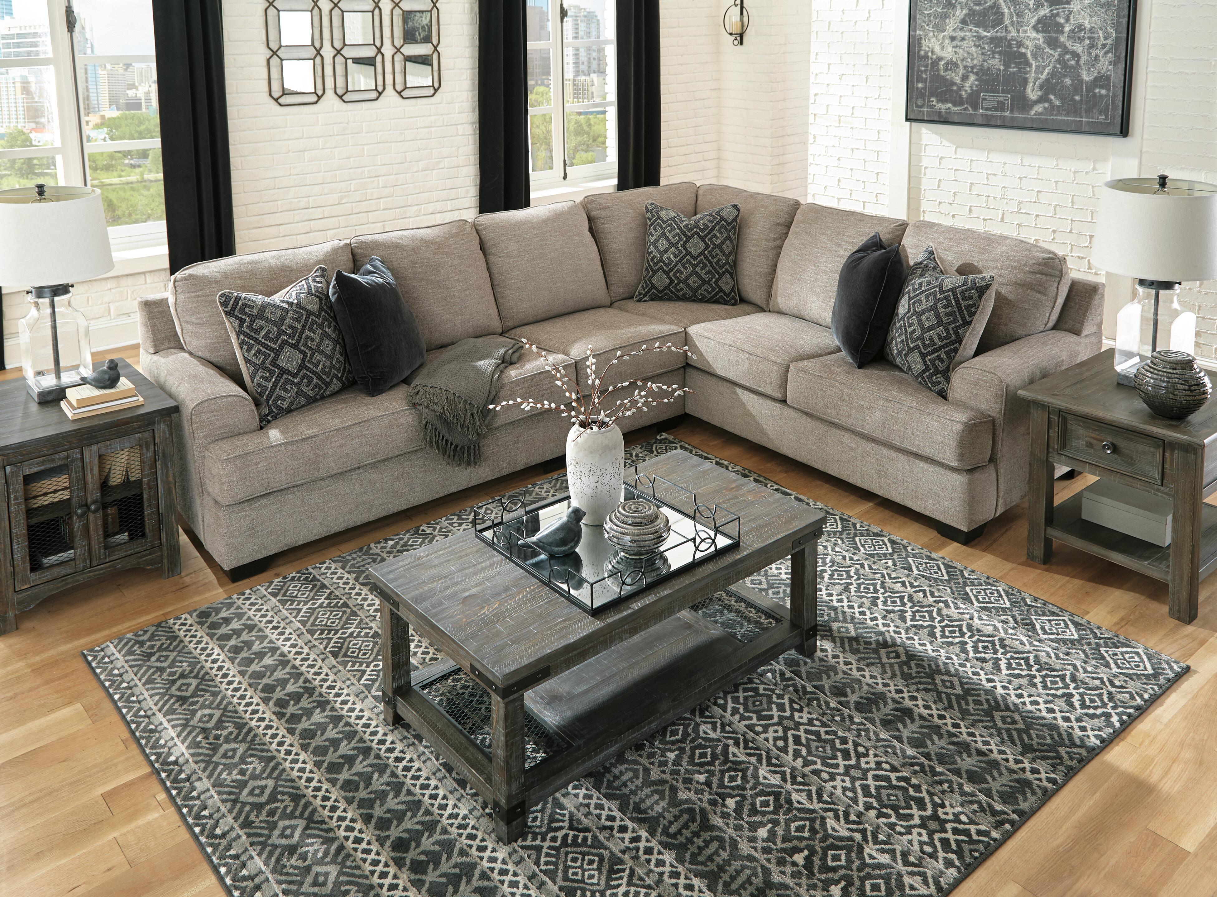 Bovarian 3-Piece Sectional - image 8