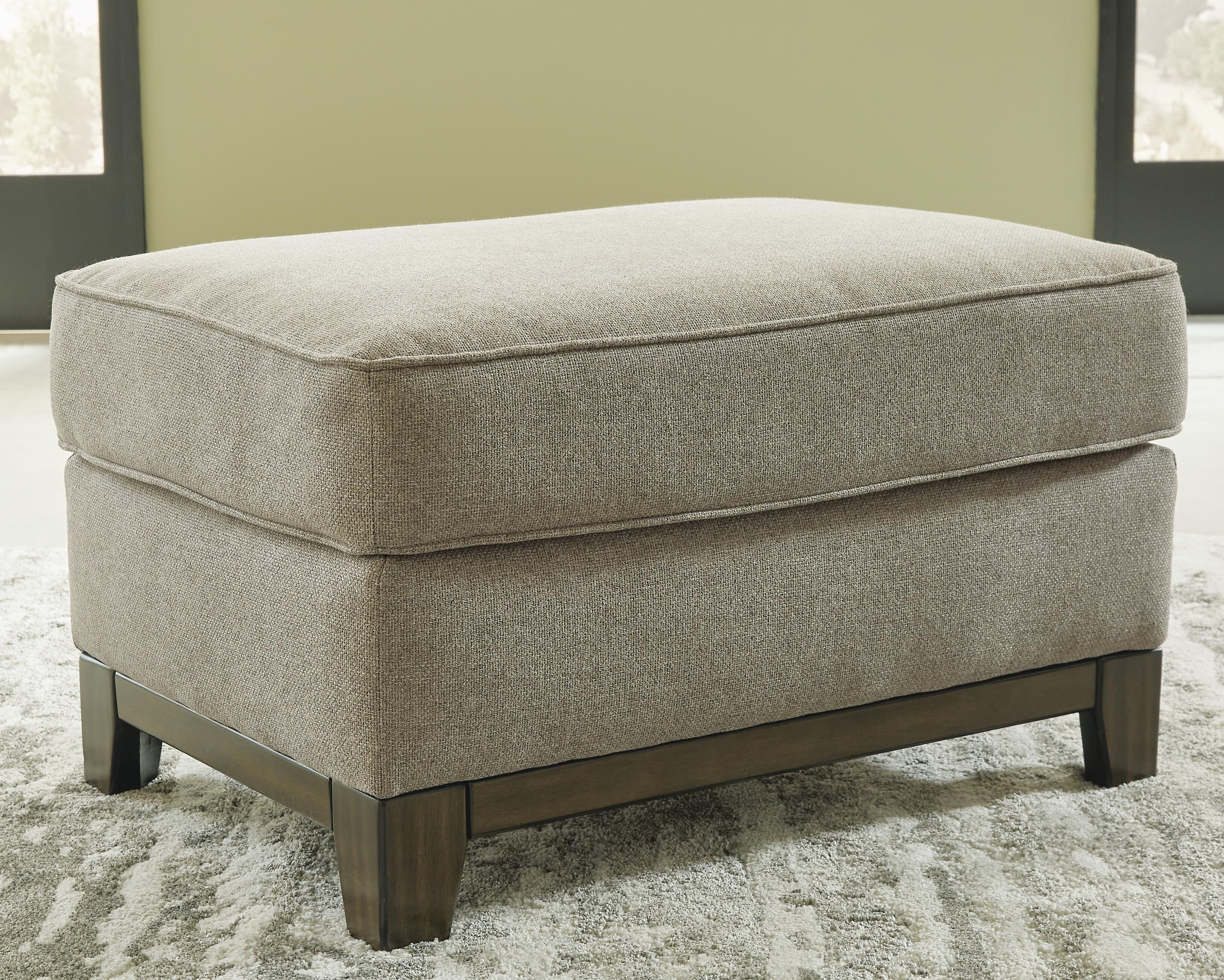 Sillón y otomana Kaywood - image 12