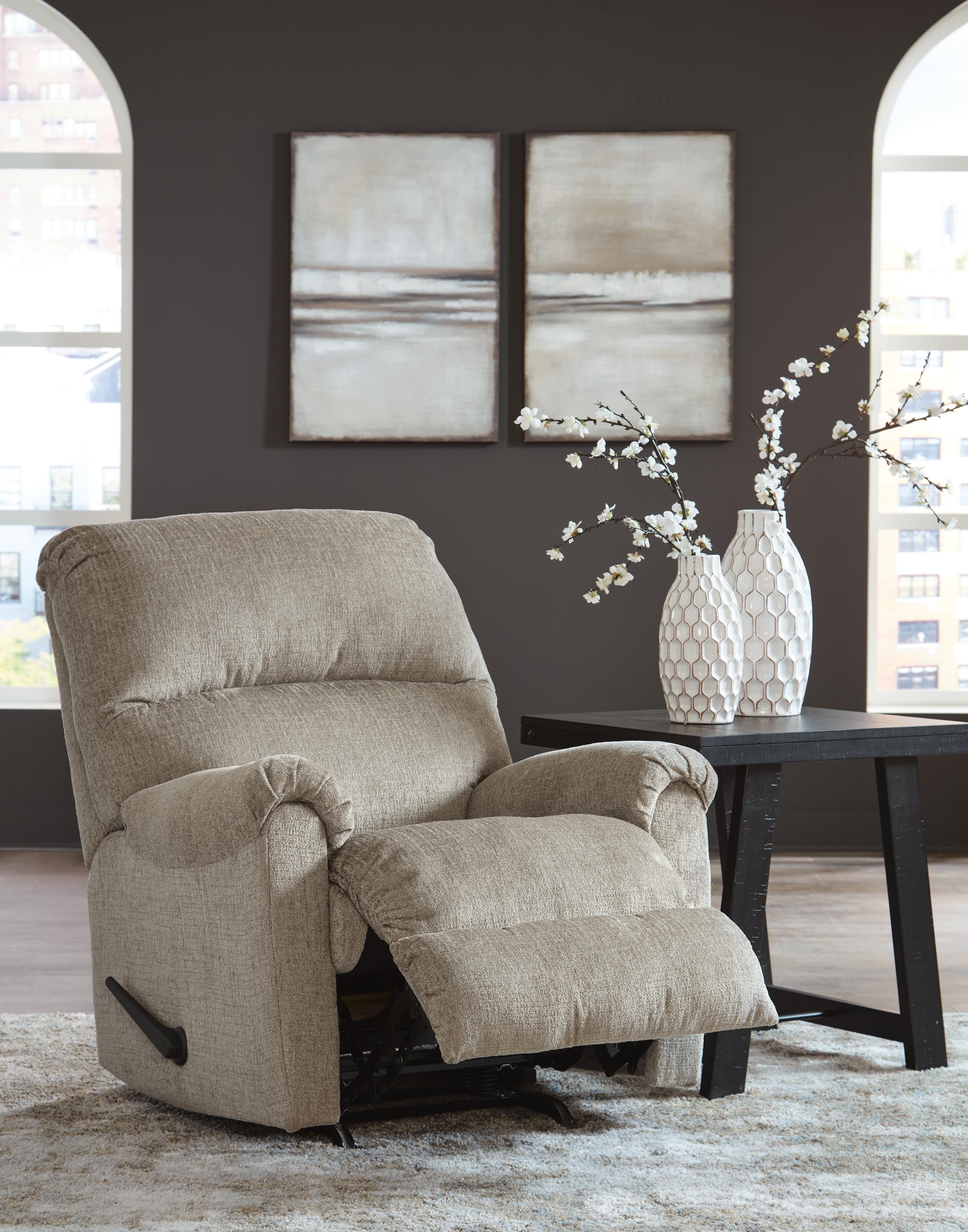 Stonemeade Recliner - image 8