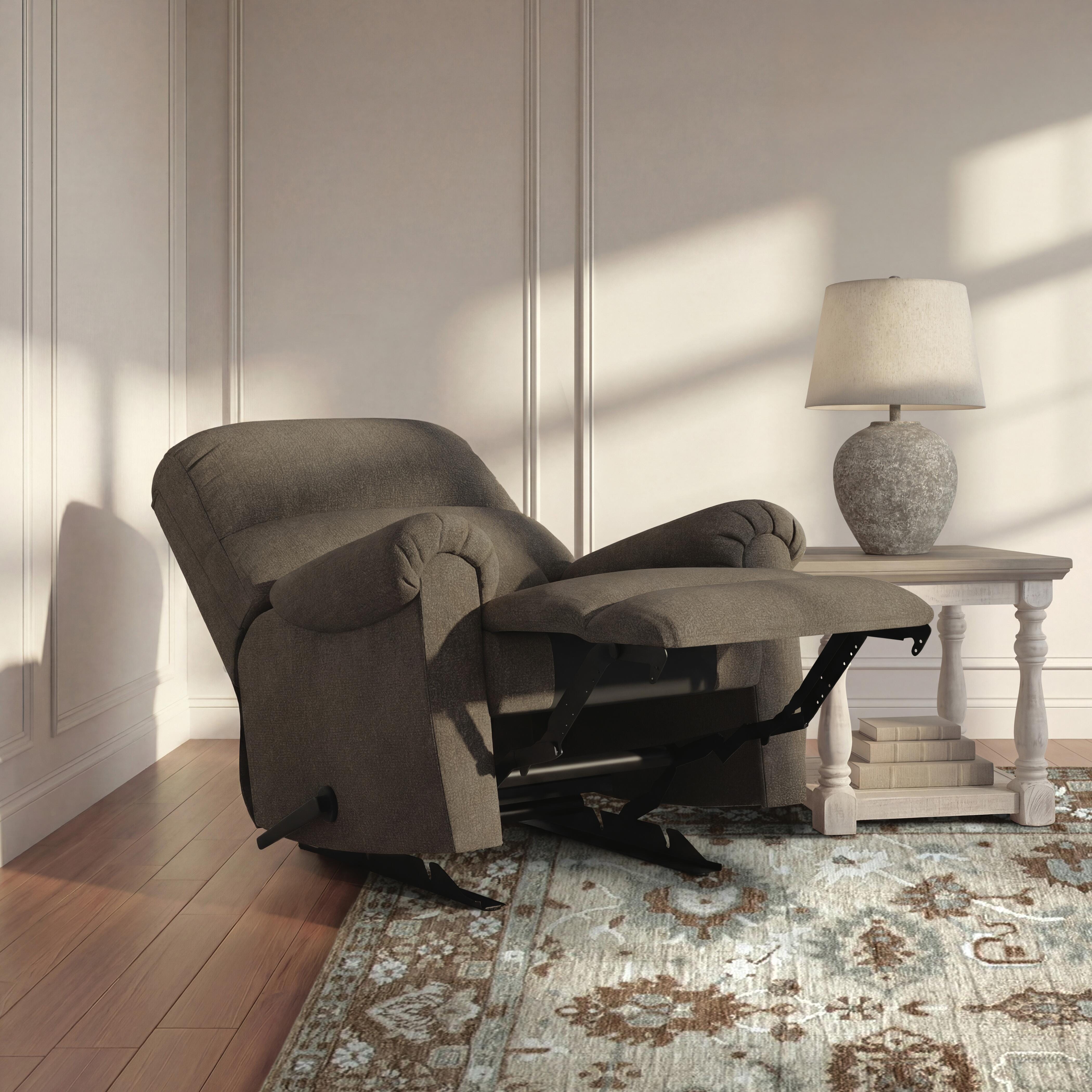 Stonemeade Recliner - image 2