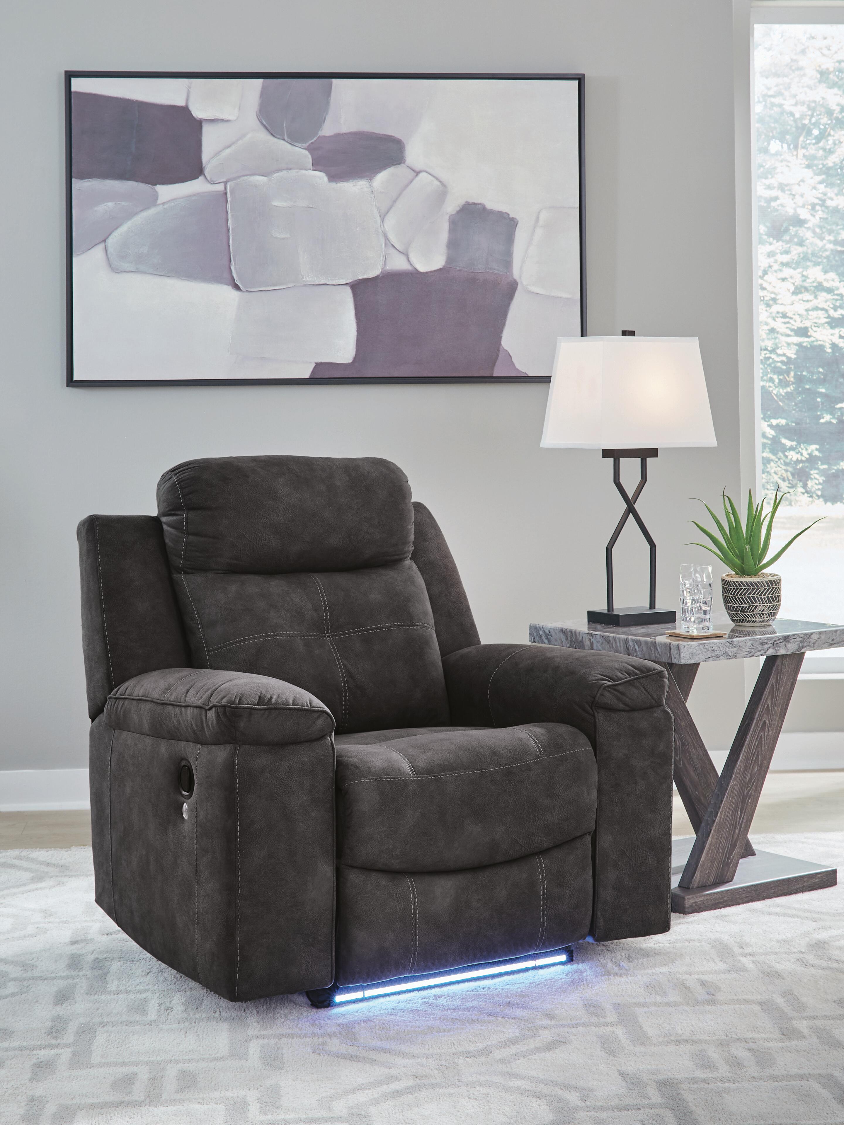 Brysonview Recliner - image 9