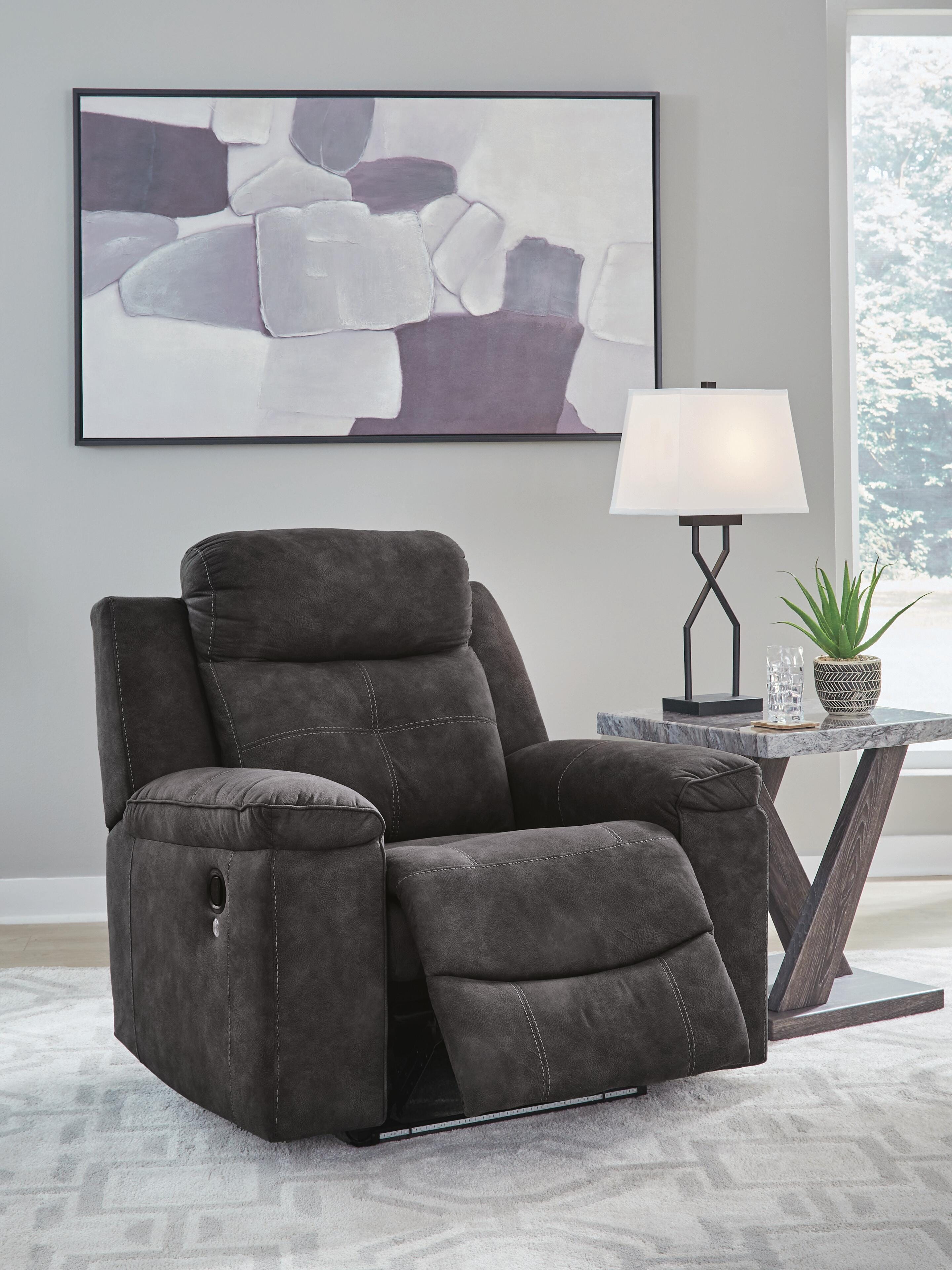 Brysonview Recliner - image 10