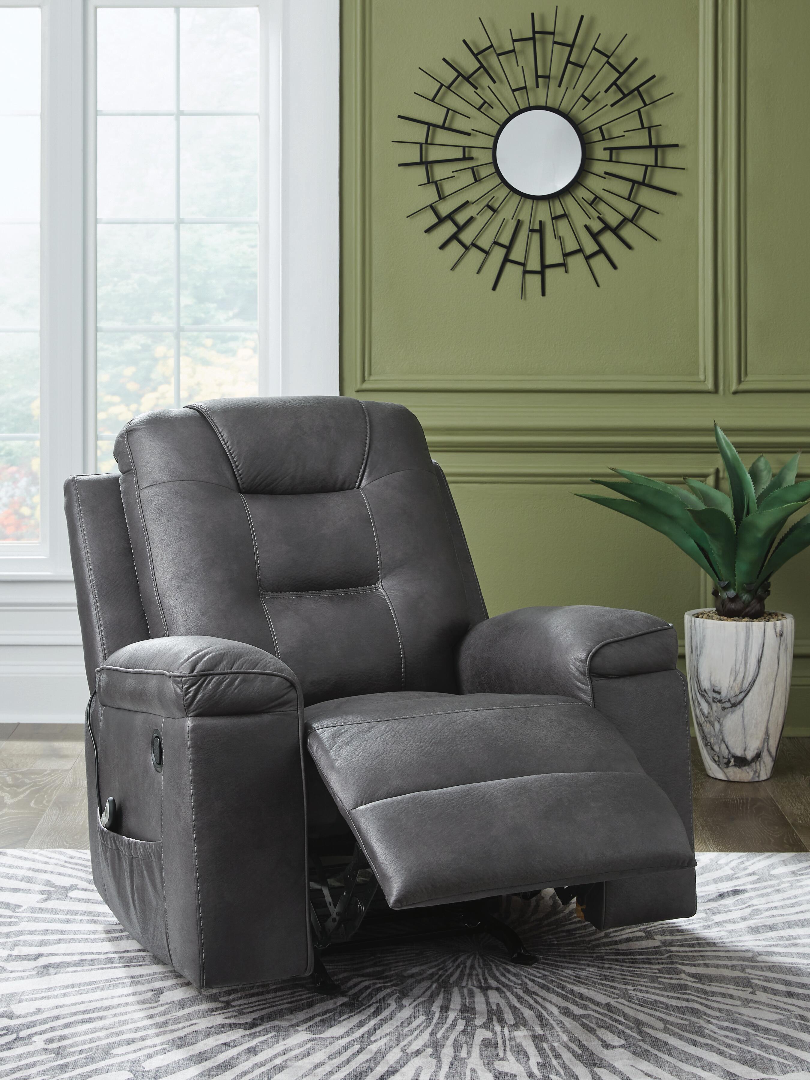 Windstade Manual Recliner | Ashley