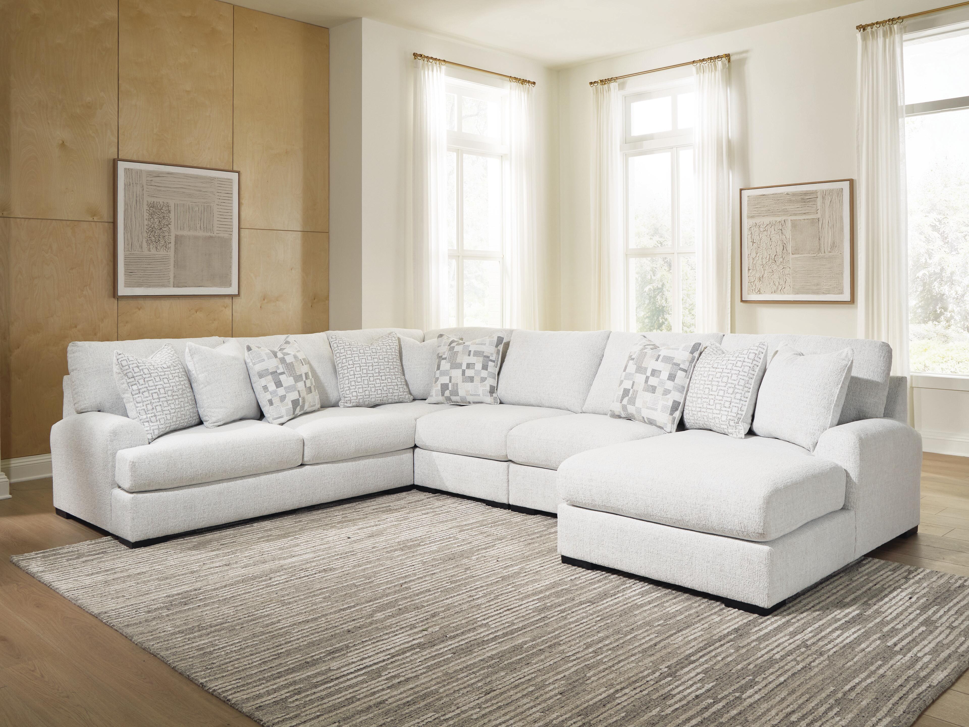 Wynncroft Manor 5-Piece Sectional with Chaise, Chalk, rollover