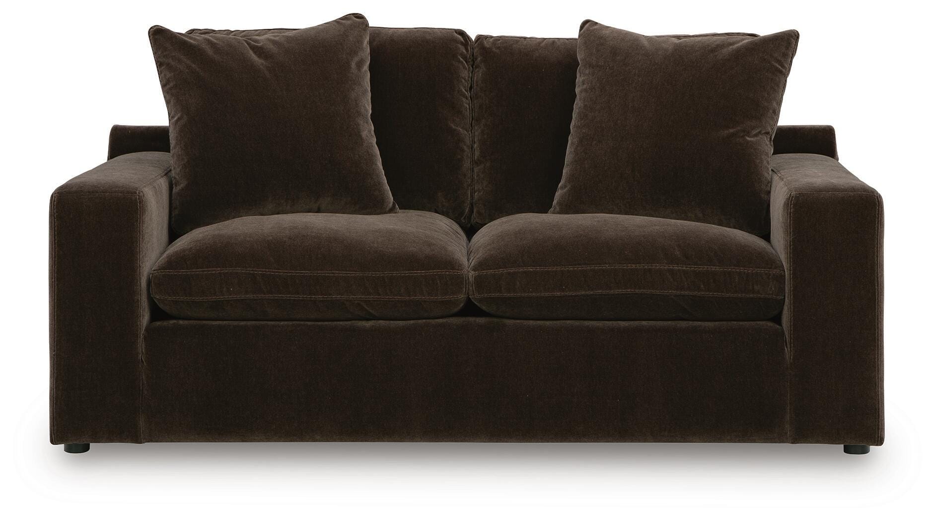 Maxton Heights Loveseat