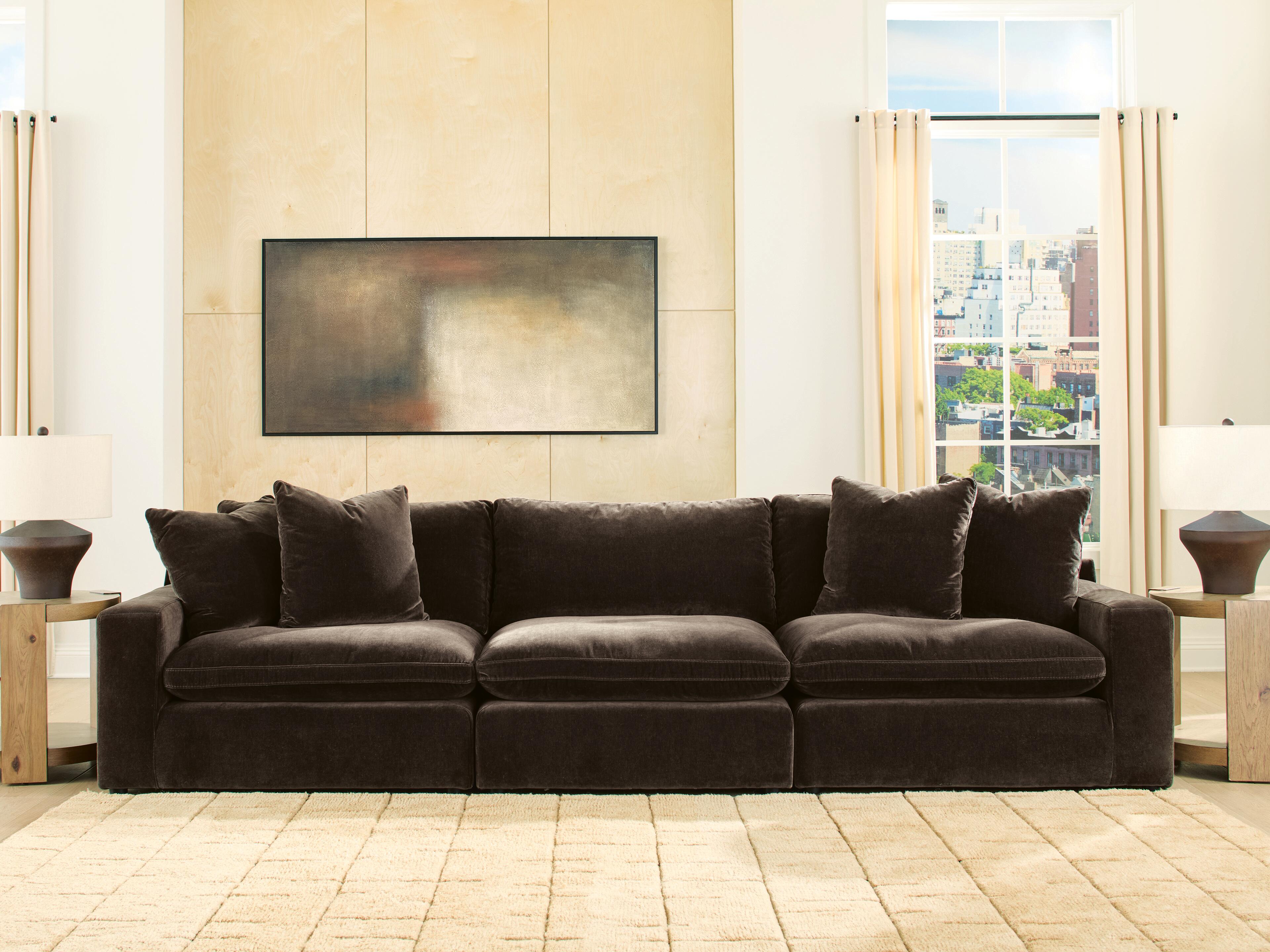Maxton Heights 3-Piece Sectional Sofa