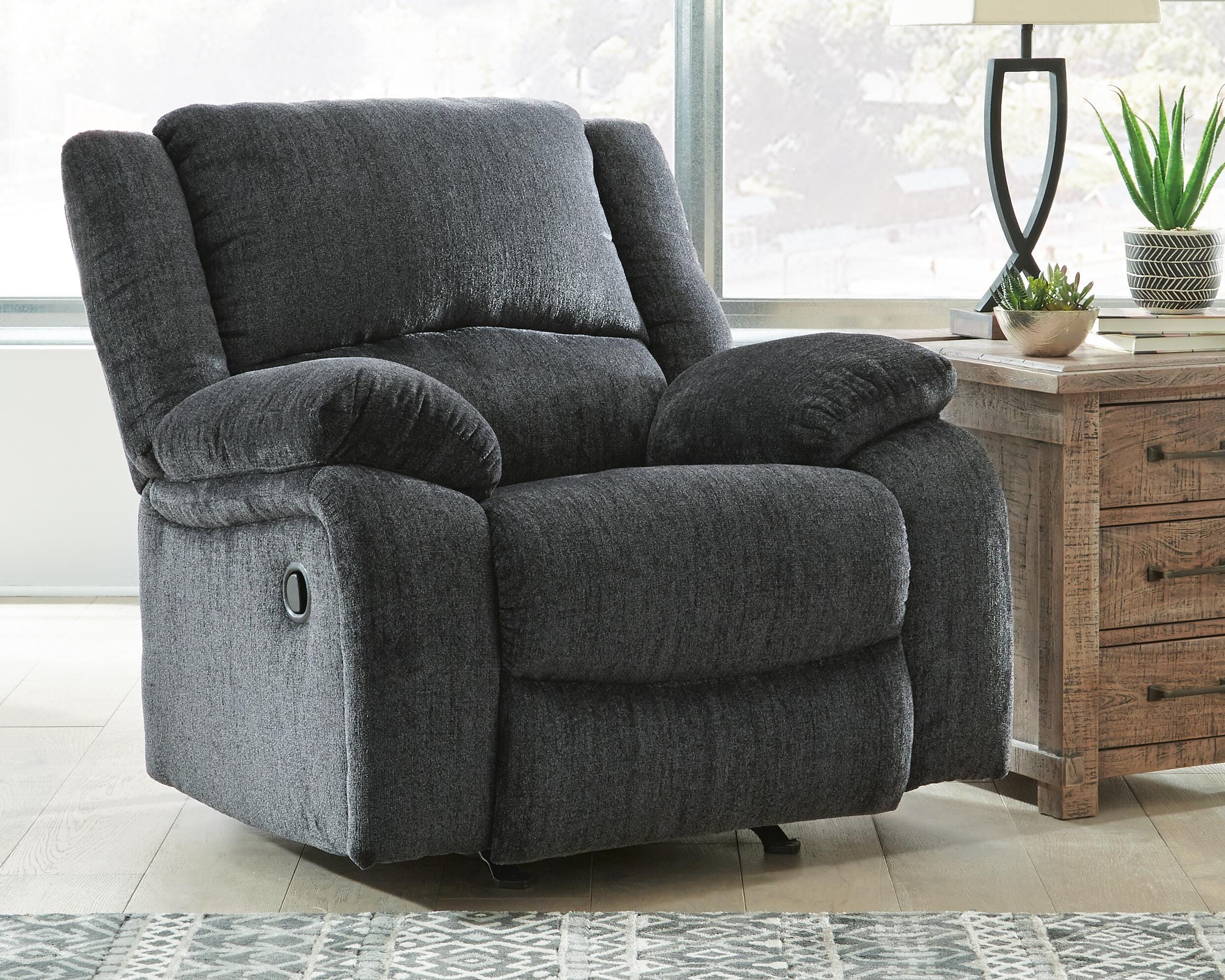 Draycoll Recliner - image 1