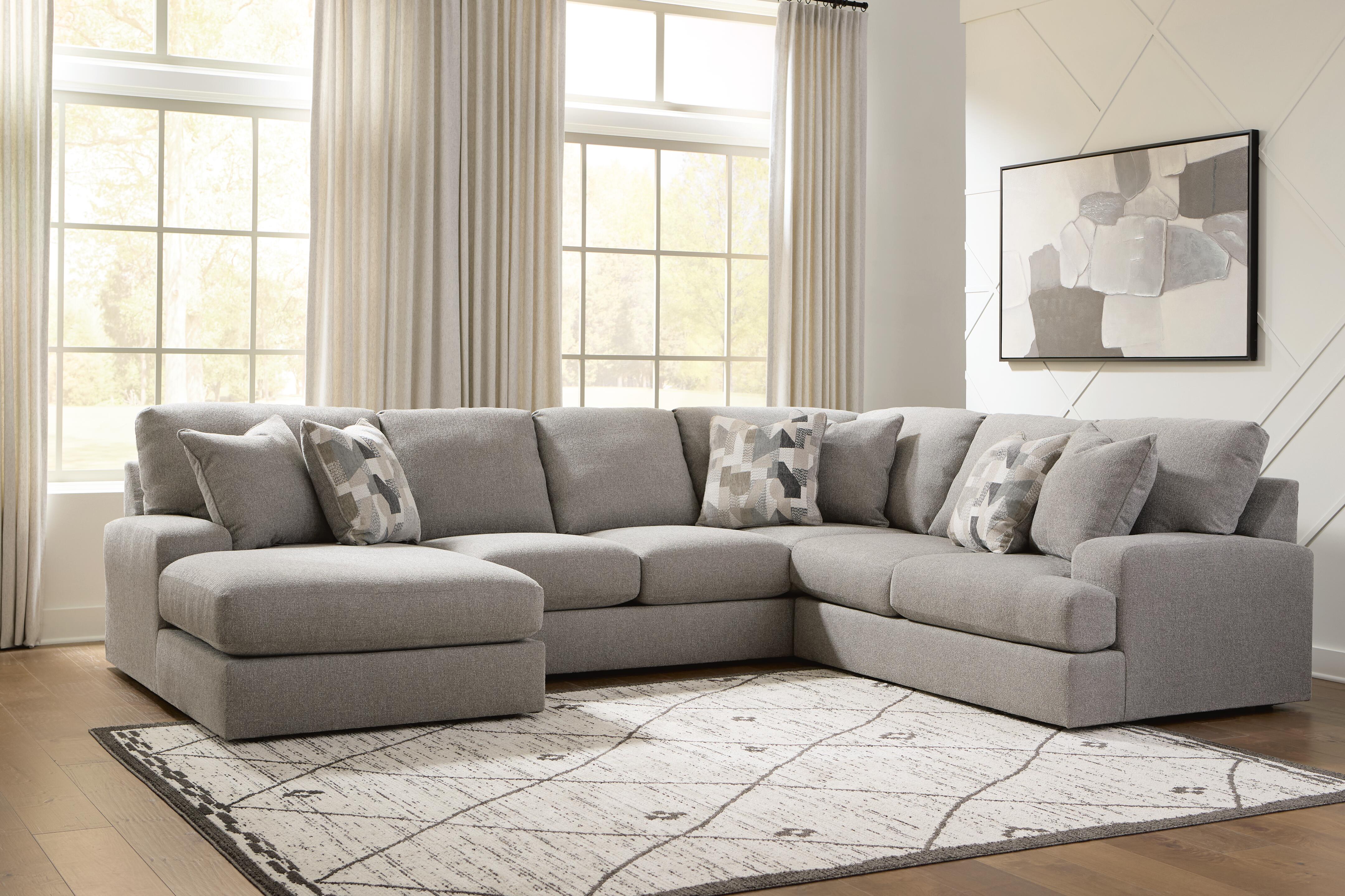Lindon 3-Piece Sectional with Chaise - image 1