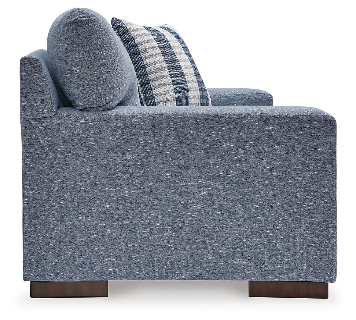 Belvoir Oversized Chair - image 4